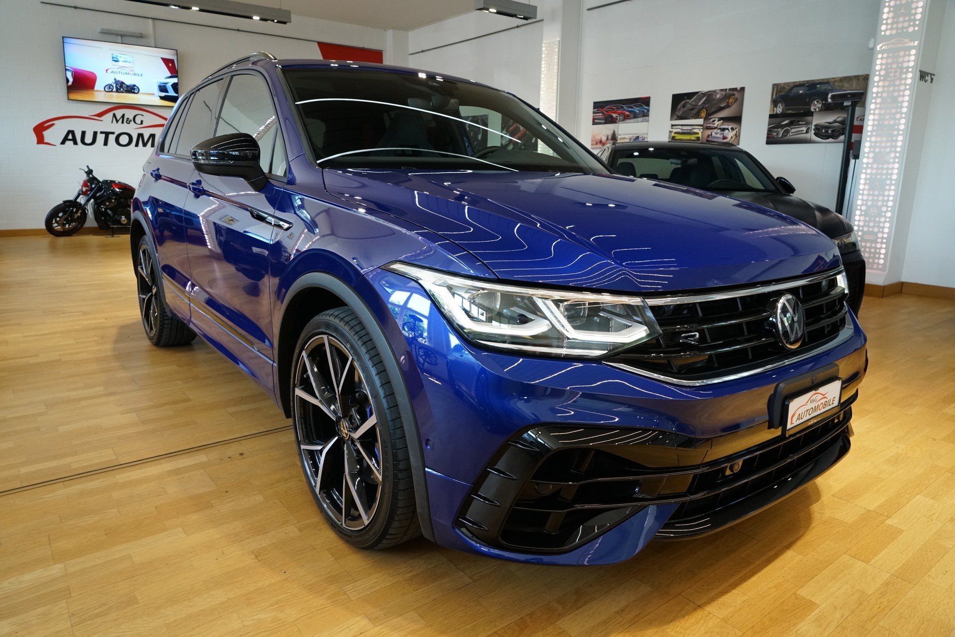VW Tiguan 2.0TSI R 4Motion DSG "Akrapovic"-showroom-element-2