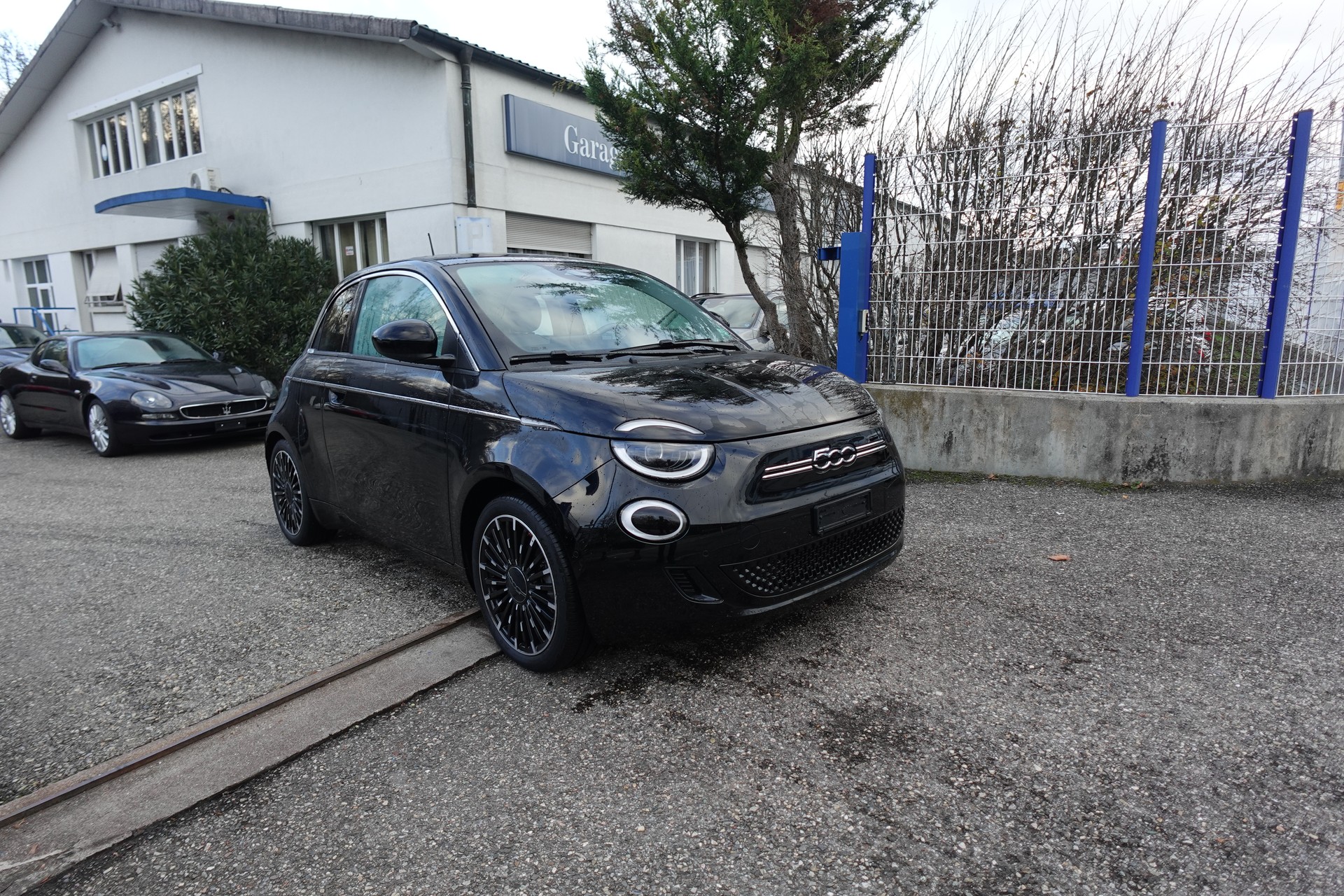 FIAT 500 3+1 electric 87 kW La Prima