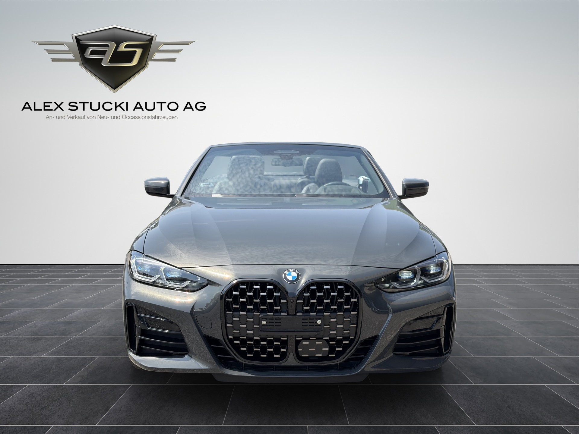 BMW M440i xDrive 48V Cabriolet Steptronic-showroom-element-1
