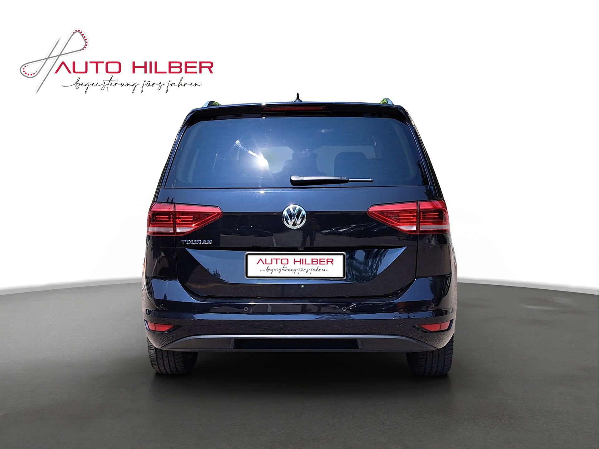 VW Touran 1.5 TSI EVO Highline DSG *7-Plätzer / Anhängerkupplung / App-Connect*-image-4