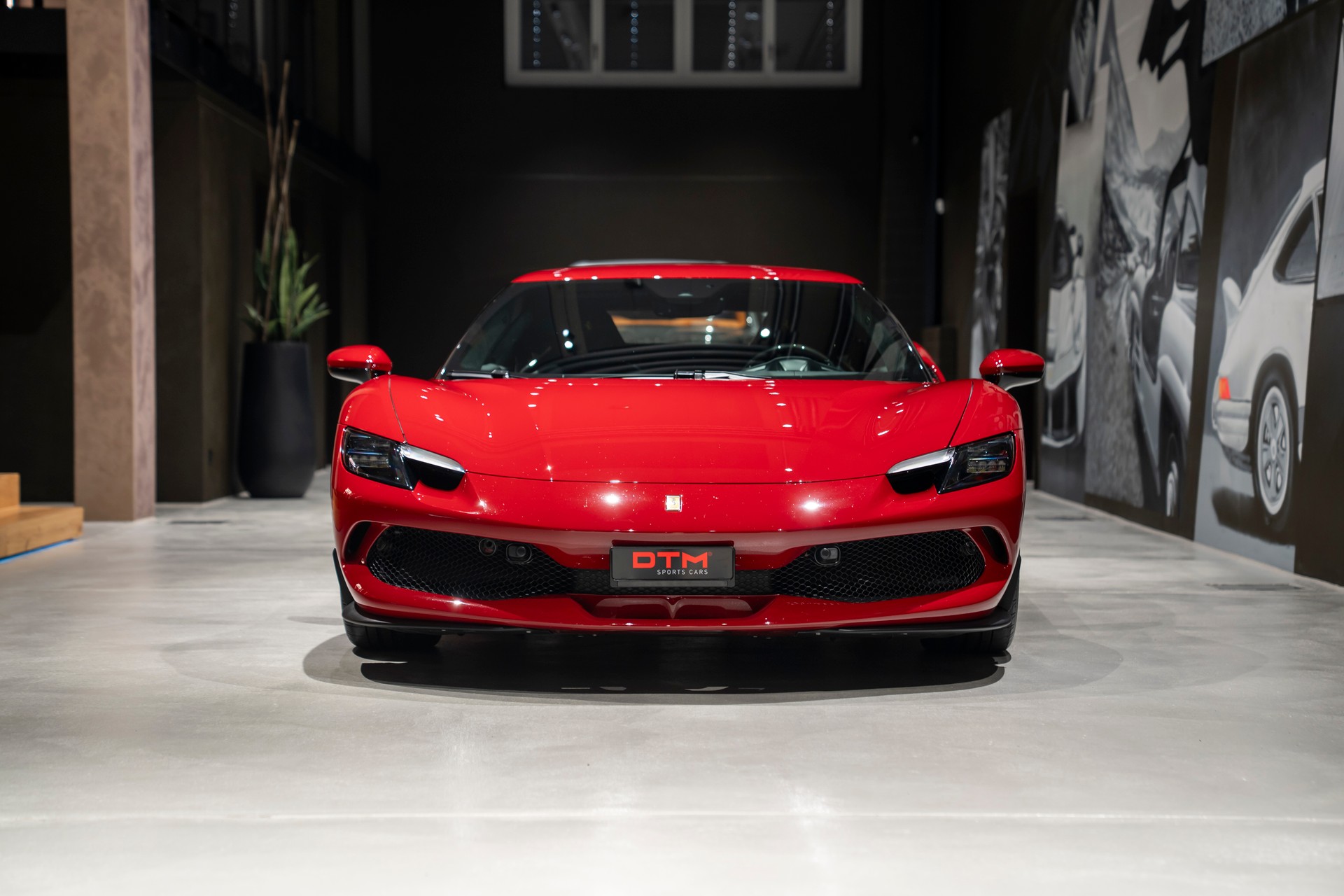 FERRARI 296 GTB-showroom-element-1