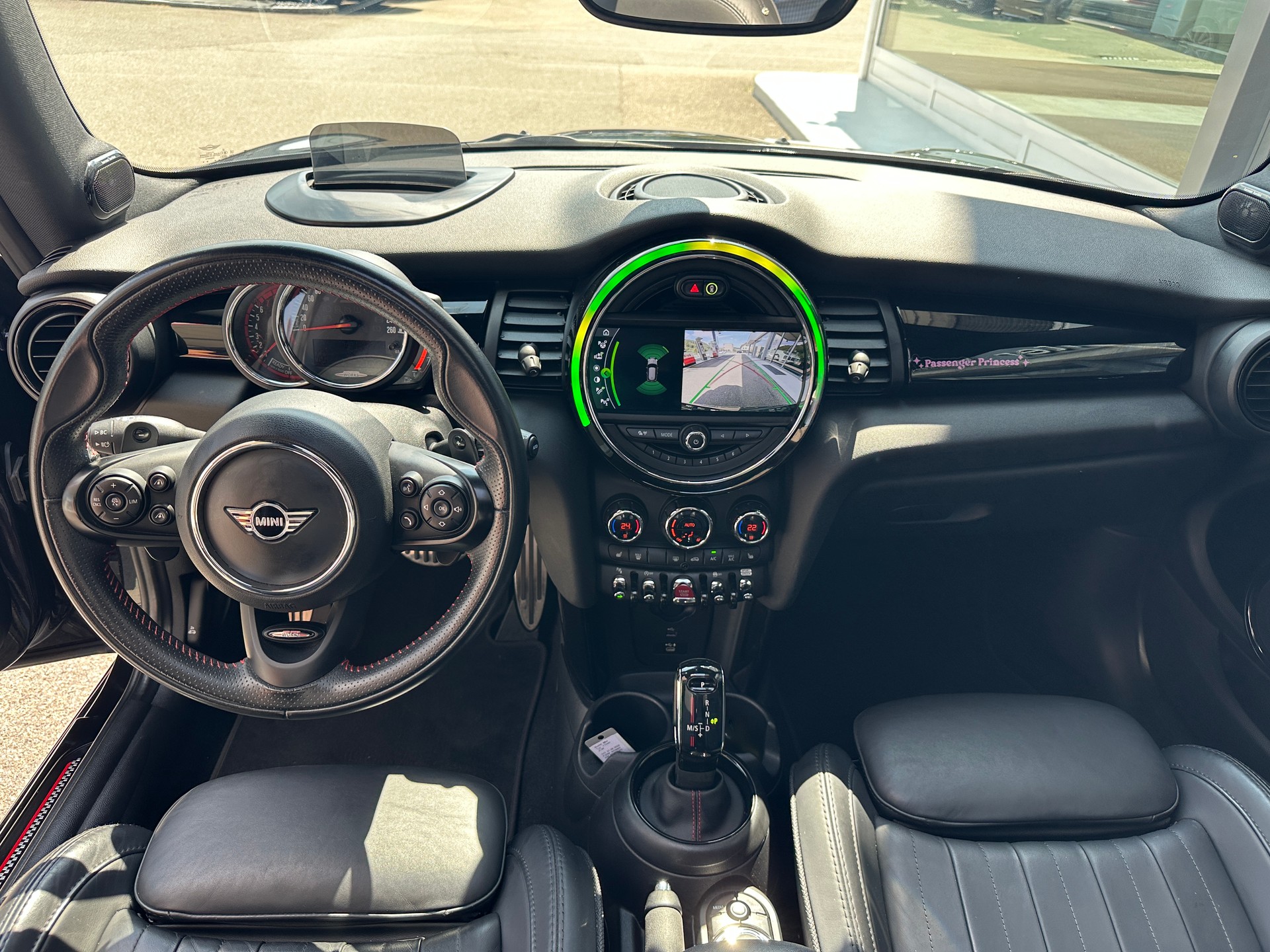 MINI Cooper John Cooper Works Steptronic-image-16