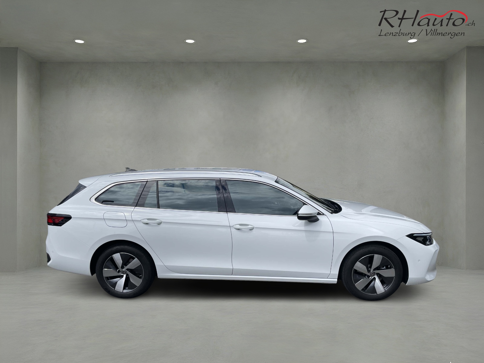 VW Passat Variant 2.0 TDI Business DSG-showroom-element-2