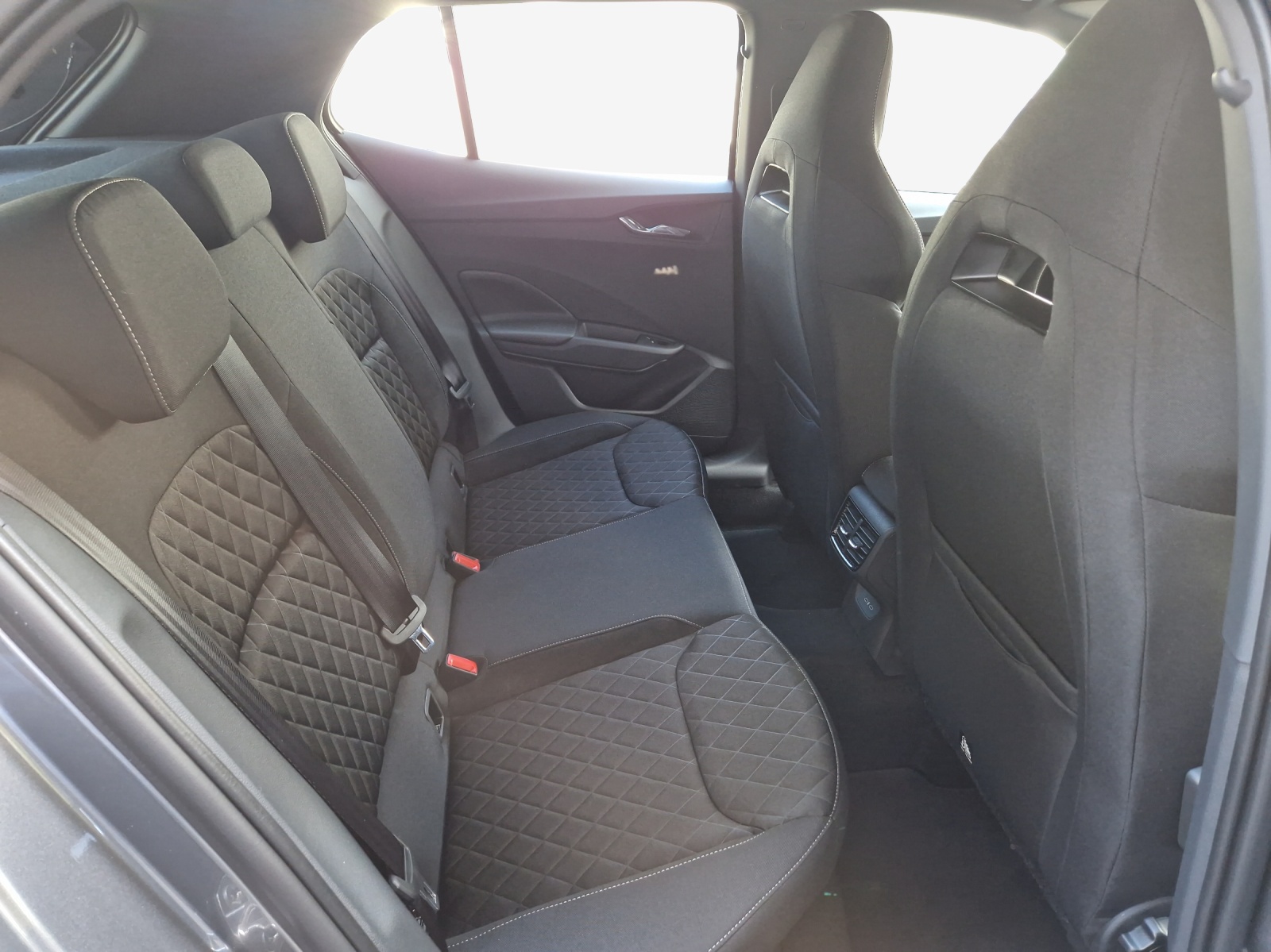SKODA Fabia 1.0 TSI Monte Carlo DSG-image-15