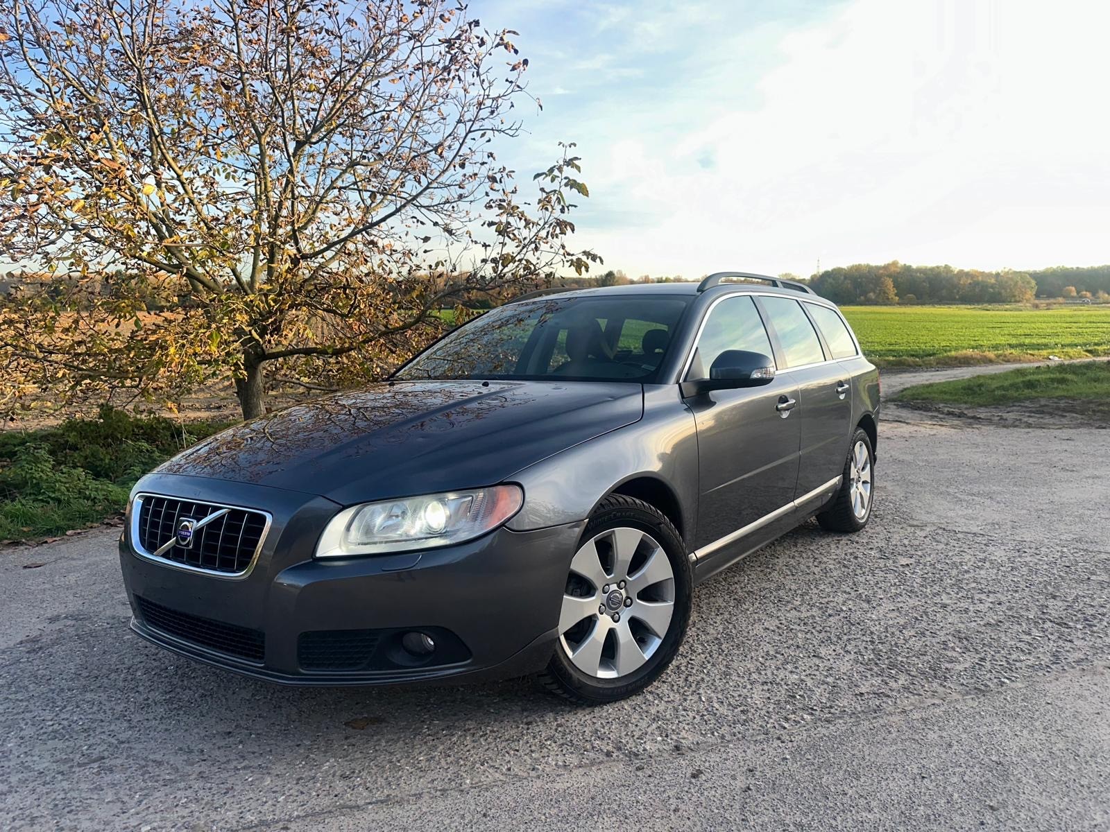 VOLVO V70 2.5T Ocean Race Geartronic-showroom-element-2