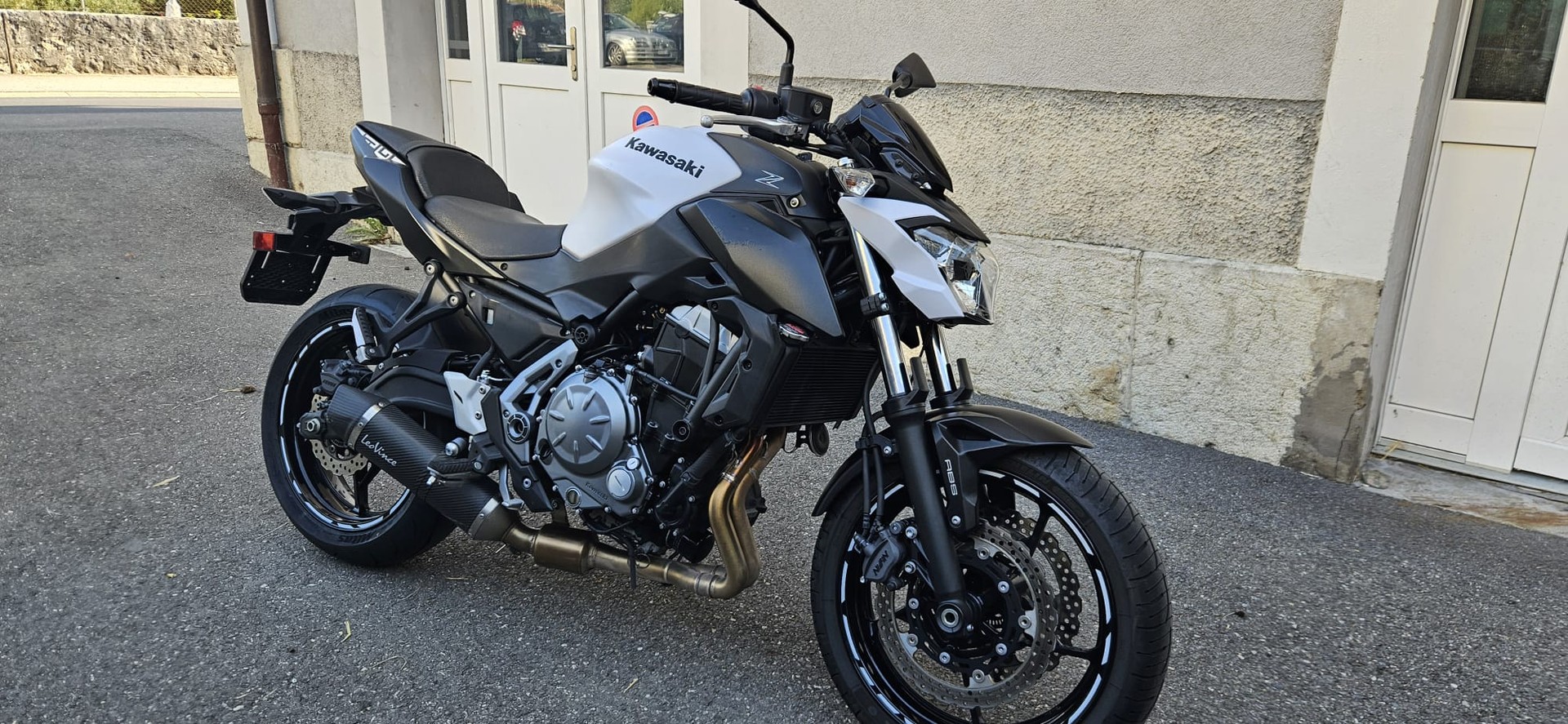 KAWASAKI Z 650 ABS (35kW)-image-1