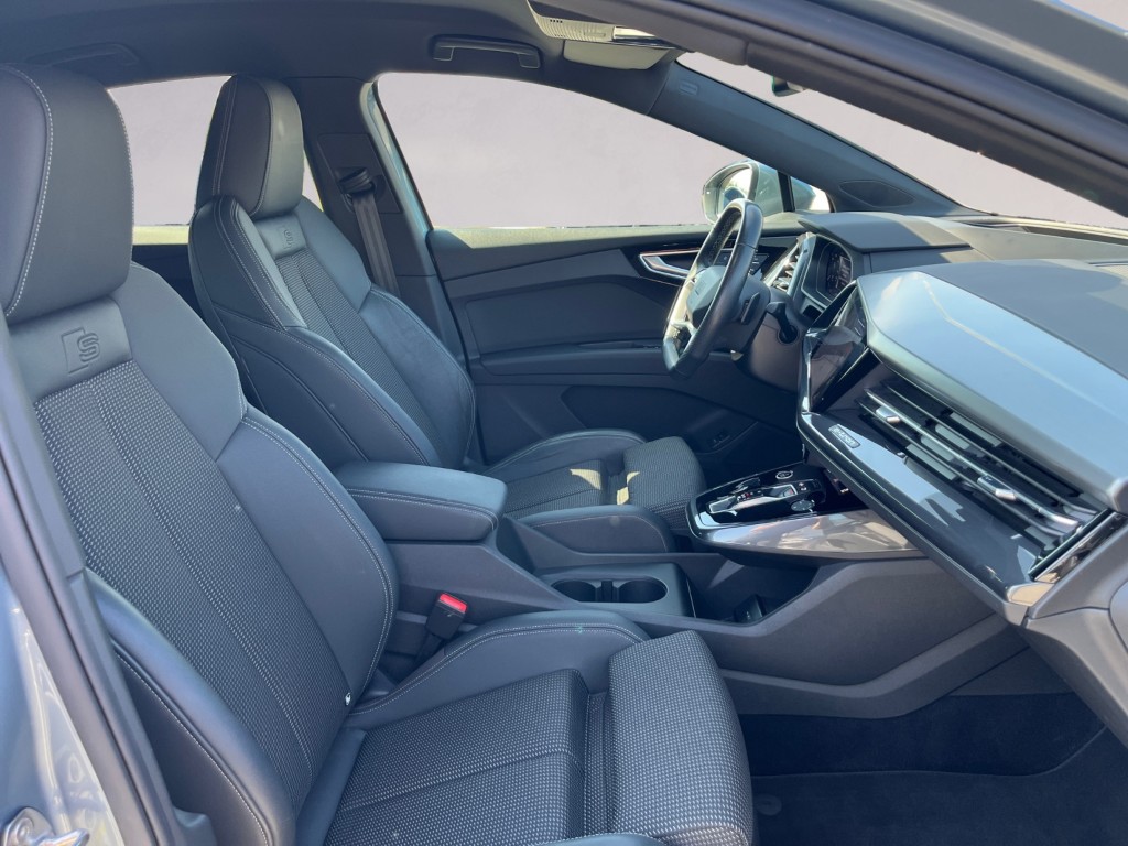 AUDI Q4 Sportback e-tron 35-image-16