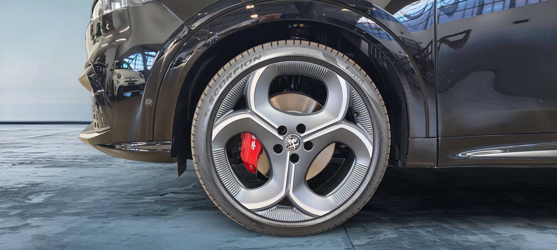 ALFA ROMEO Tonale 1.5 Hybrid Veloce-showroom-element-1