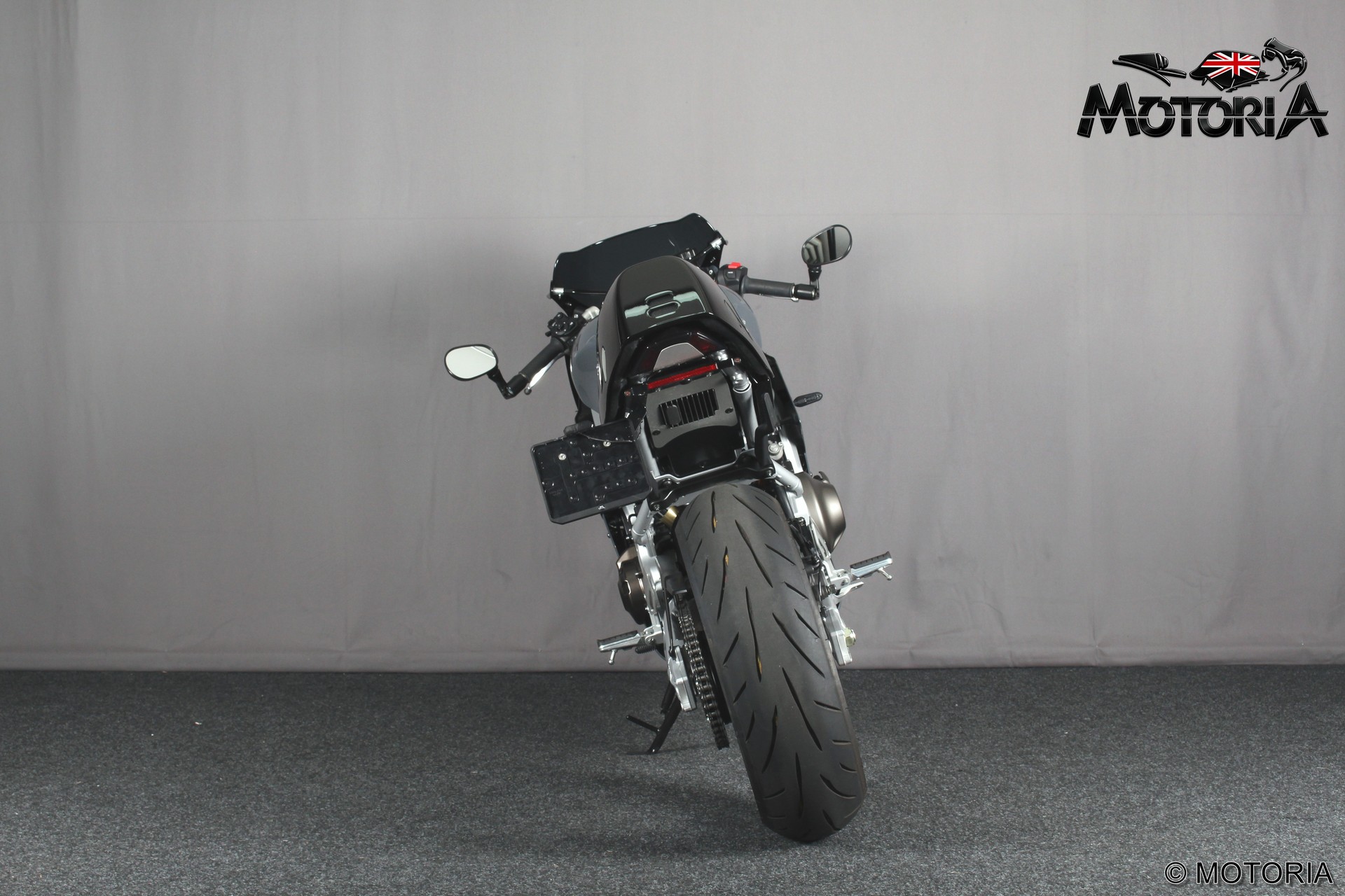 YAMAHA XSR 900 GP-image-3