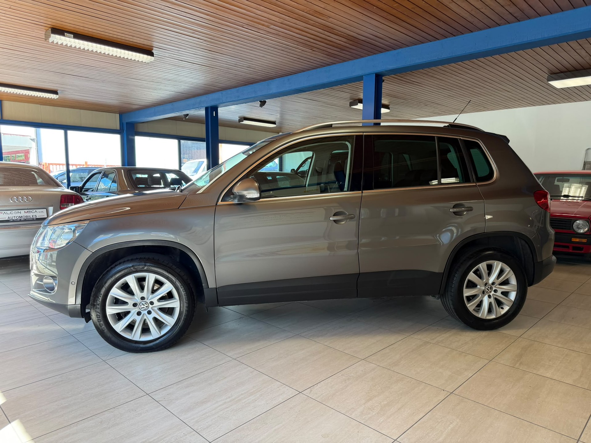 VW Tiguan 2.0 TSI Track&Field Tiptronic-image-5