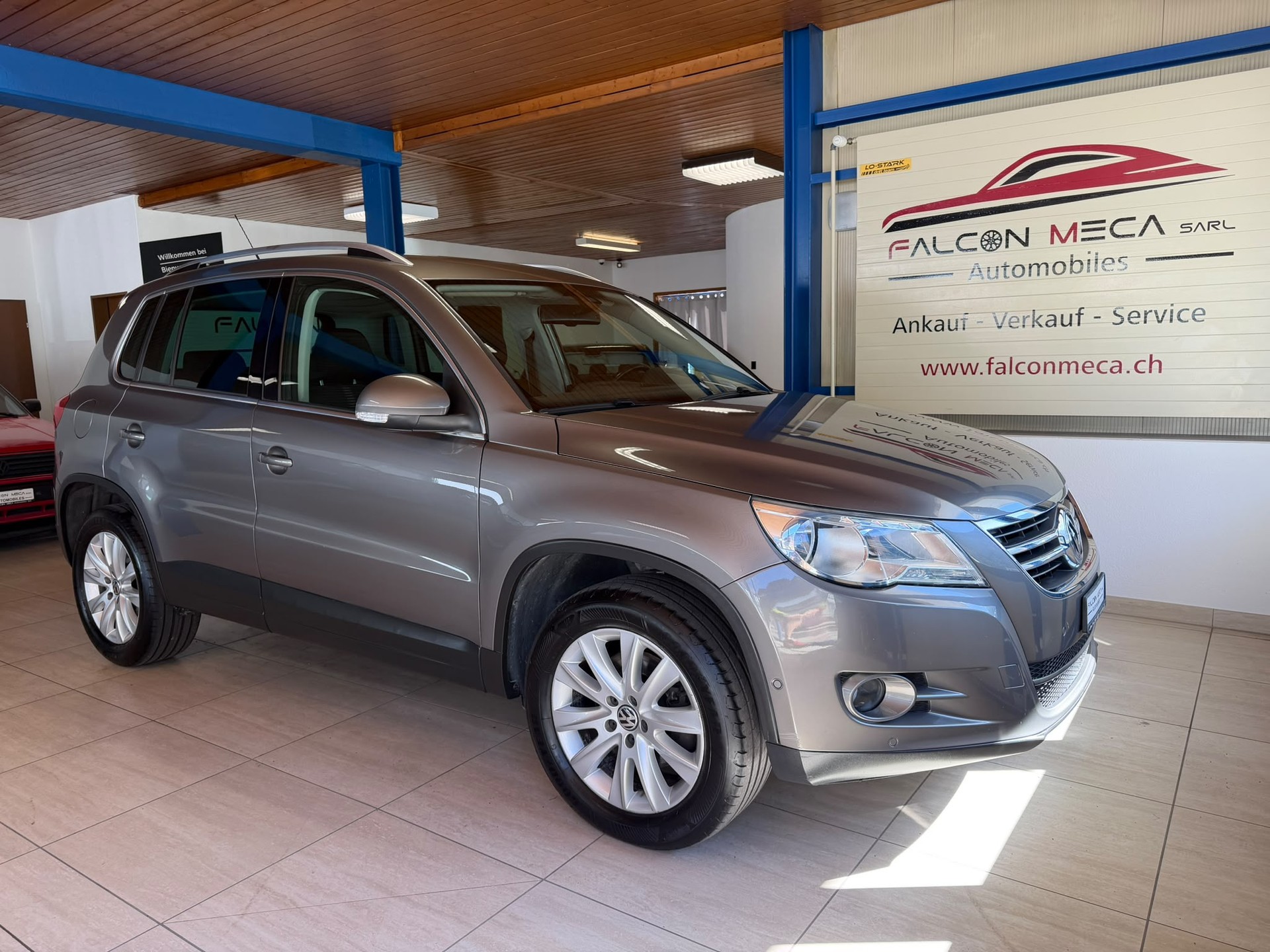 VW Tiguan 2.0 TSI Track&Field Tiptronic