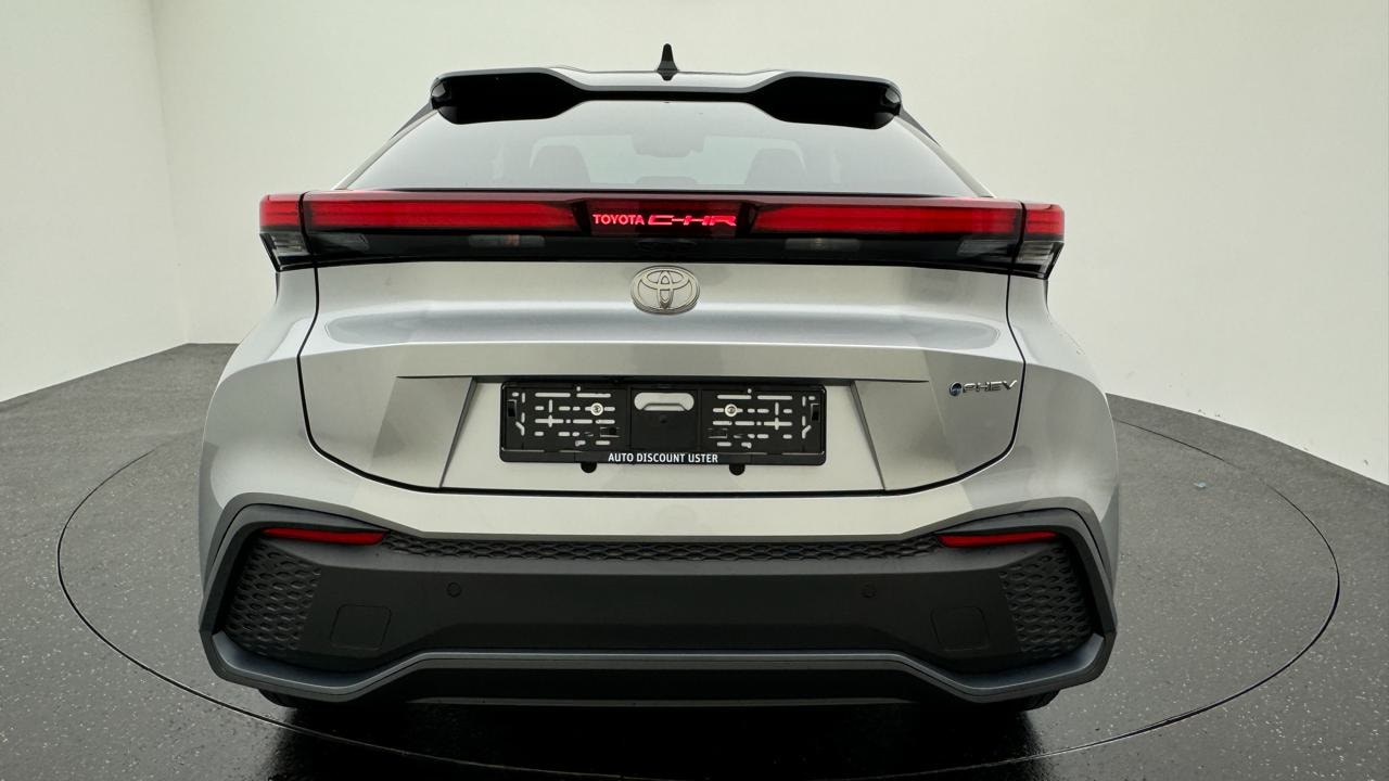 TOYOTA C-HR 2.0 PHEV CVT Style-showroom-element-3