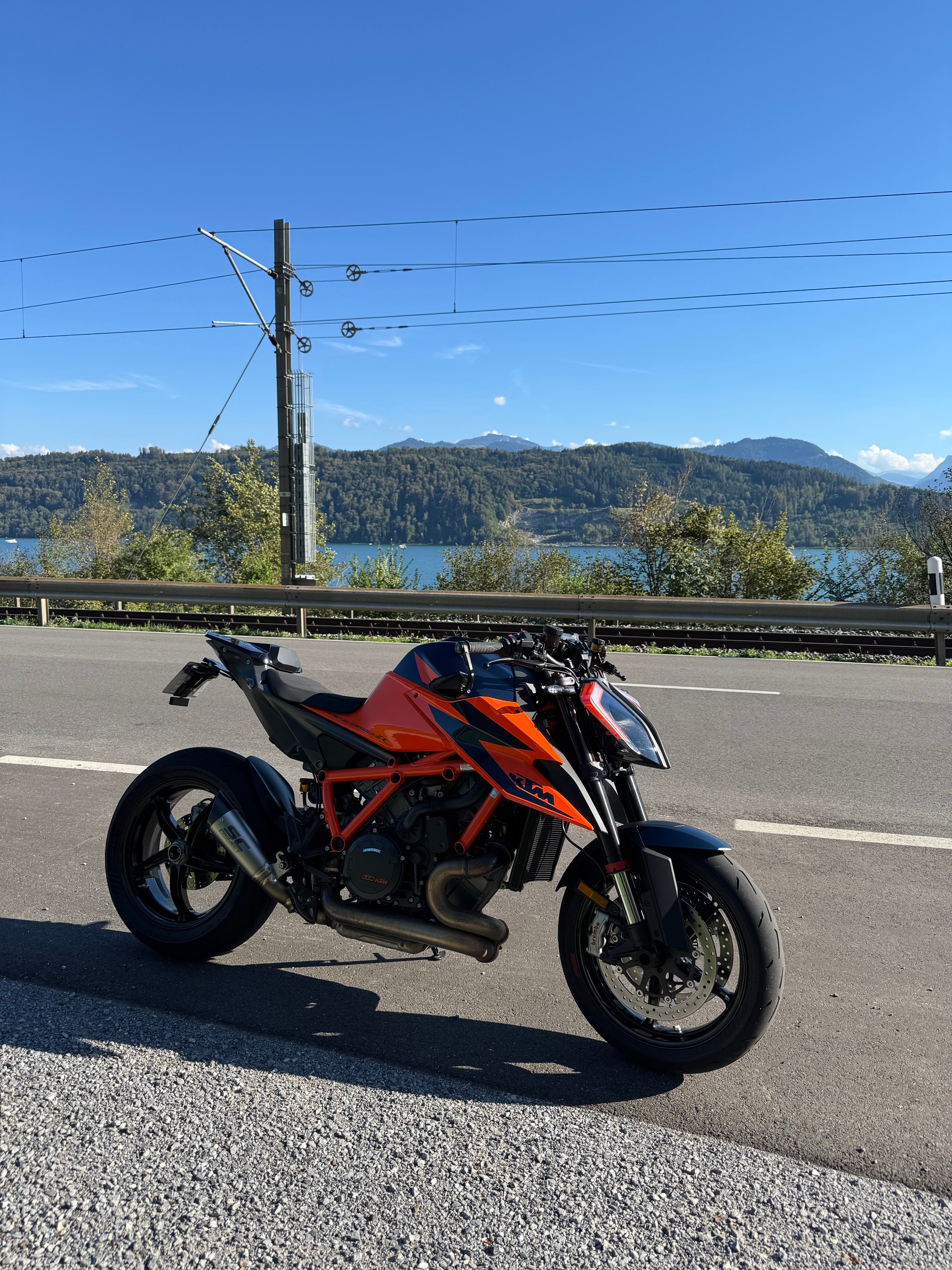 KTM 1290 Super Duke R-image-4