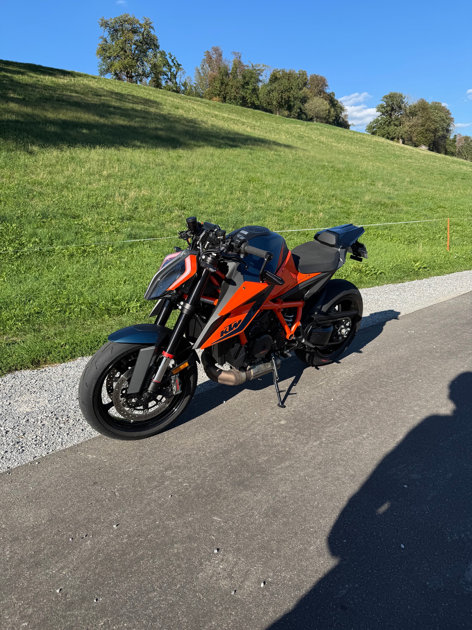 KTM 1290 Super Duke R-image-2