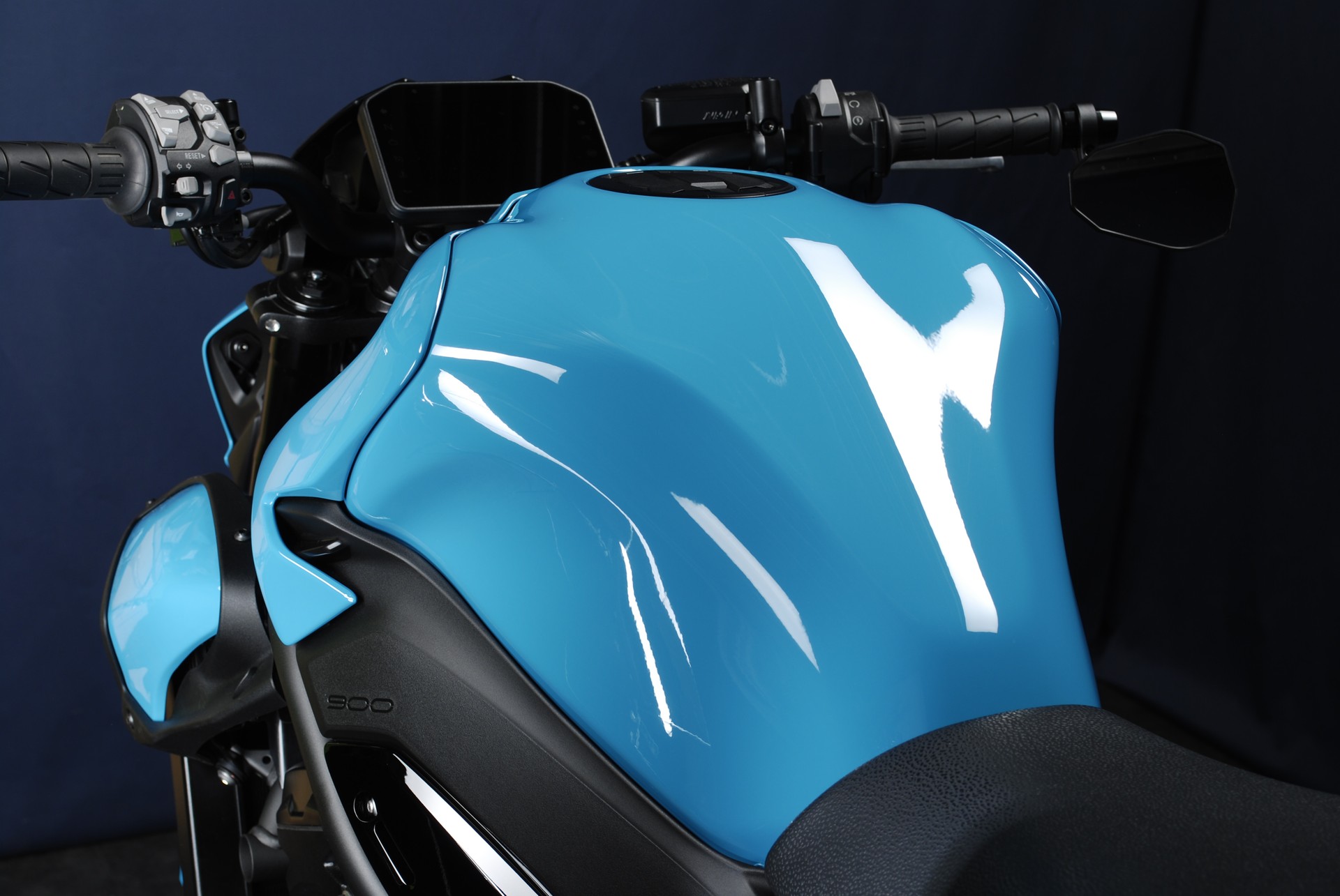 KAWASAKI Z 900 (35kW) MY27 - Sonderumbau-image-15