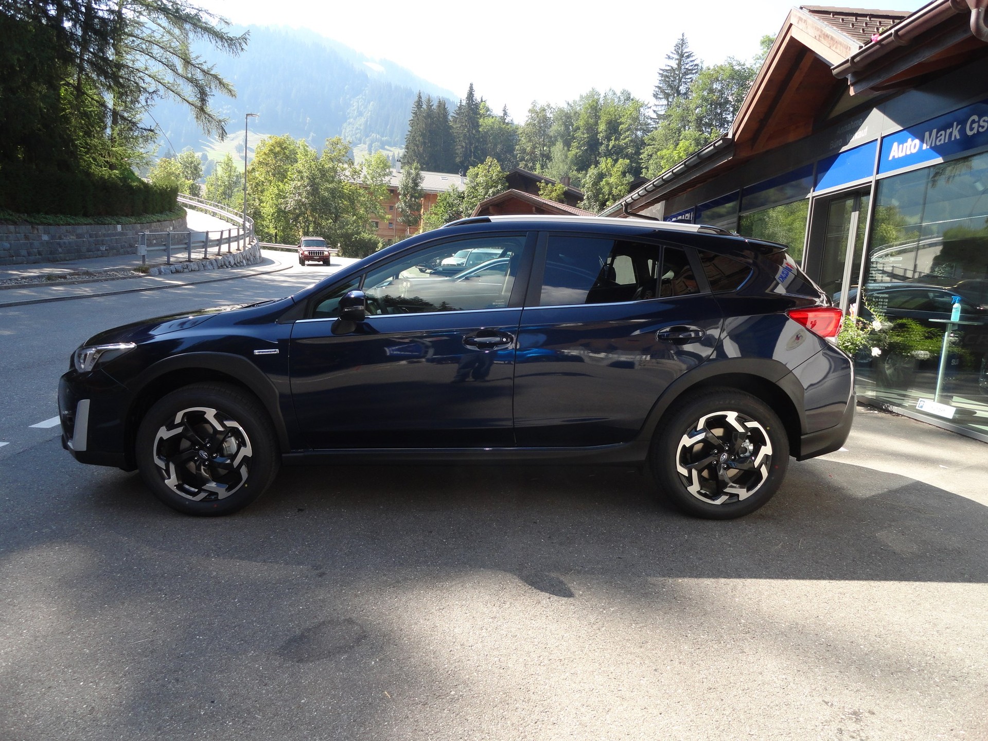 SUBARU XV 2.0 e-Boxer Luxury AWD Lineartronic-showroom-element-2