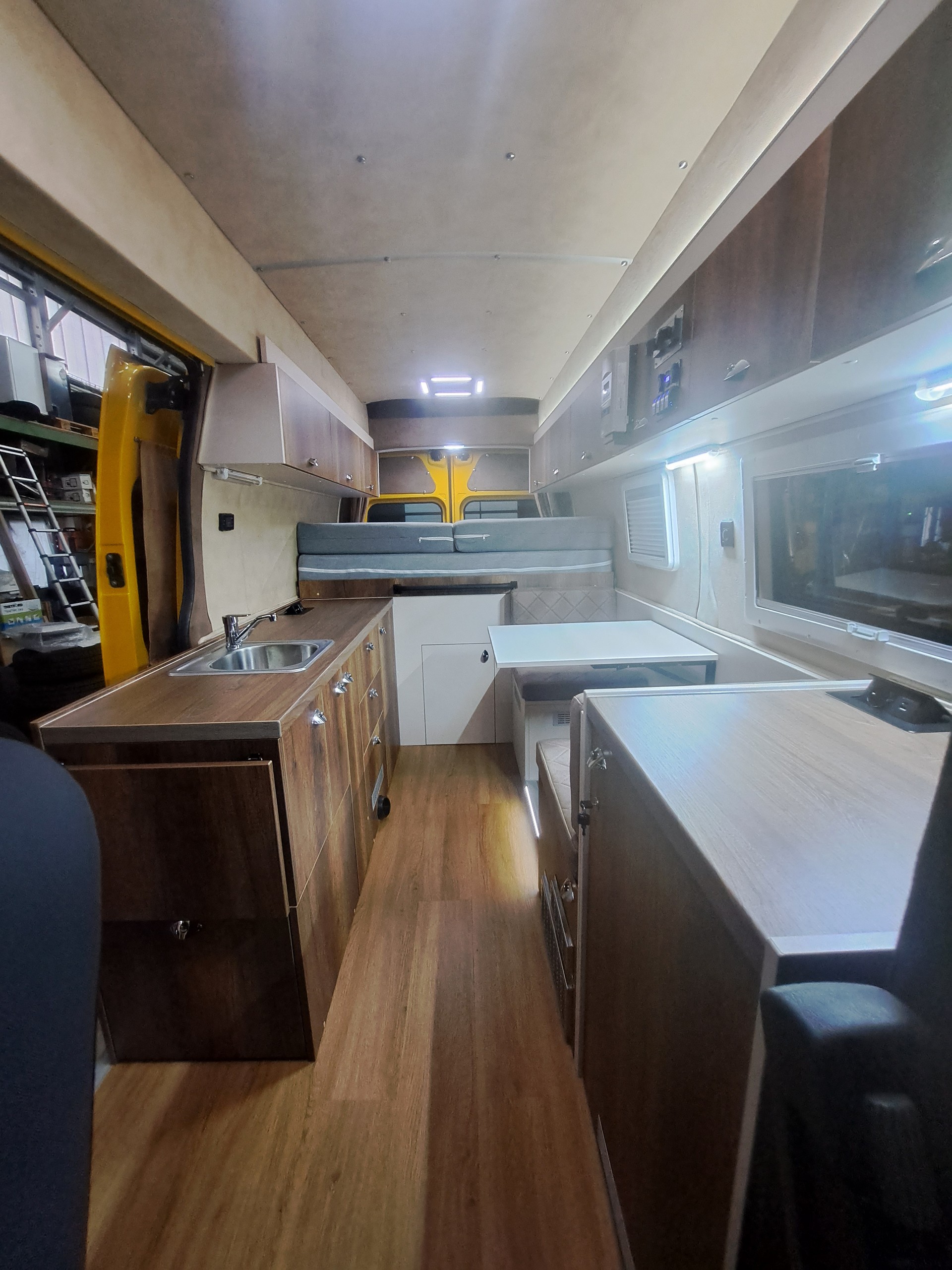 RENAULT MASTER CAMPER WOHNMOBIL-image-13