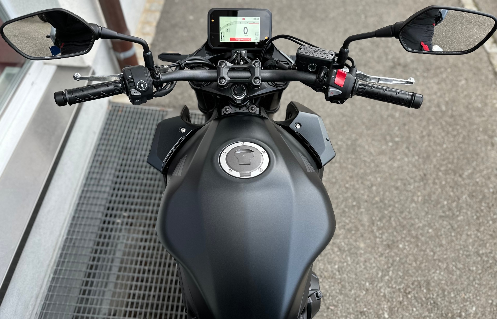 HONDA CB 500 Hornet - manuell-image-6