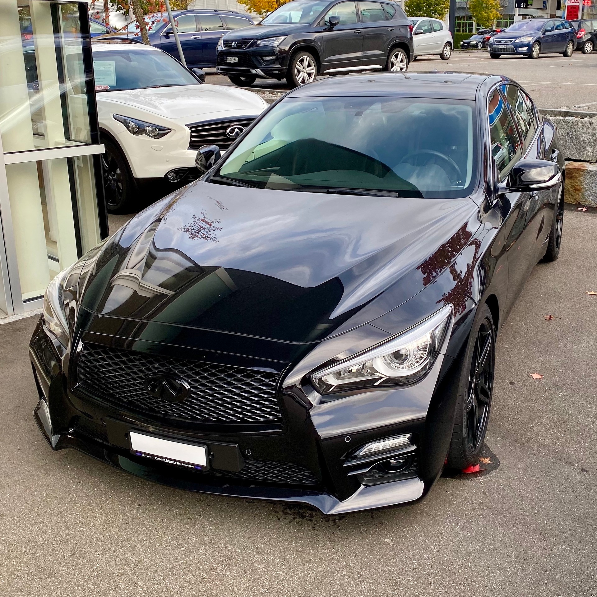 INFINITI 2.2d Sport Tech-image-3