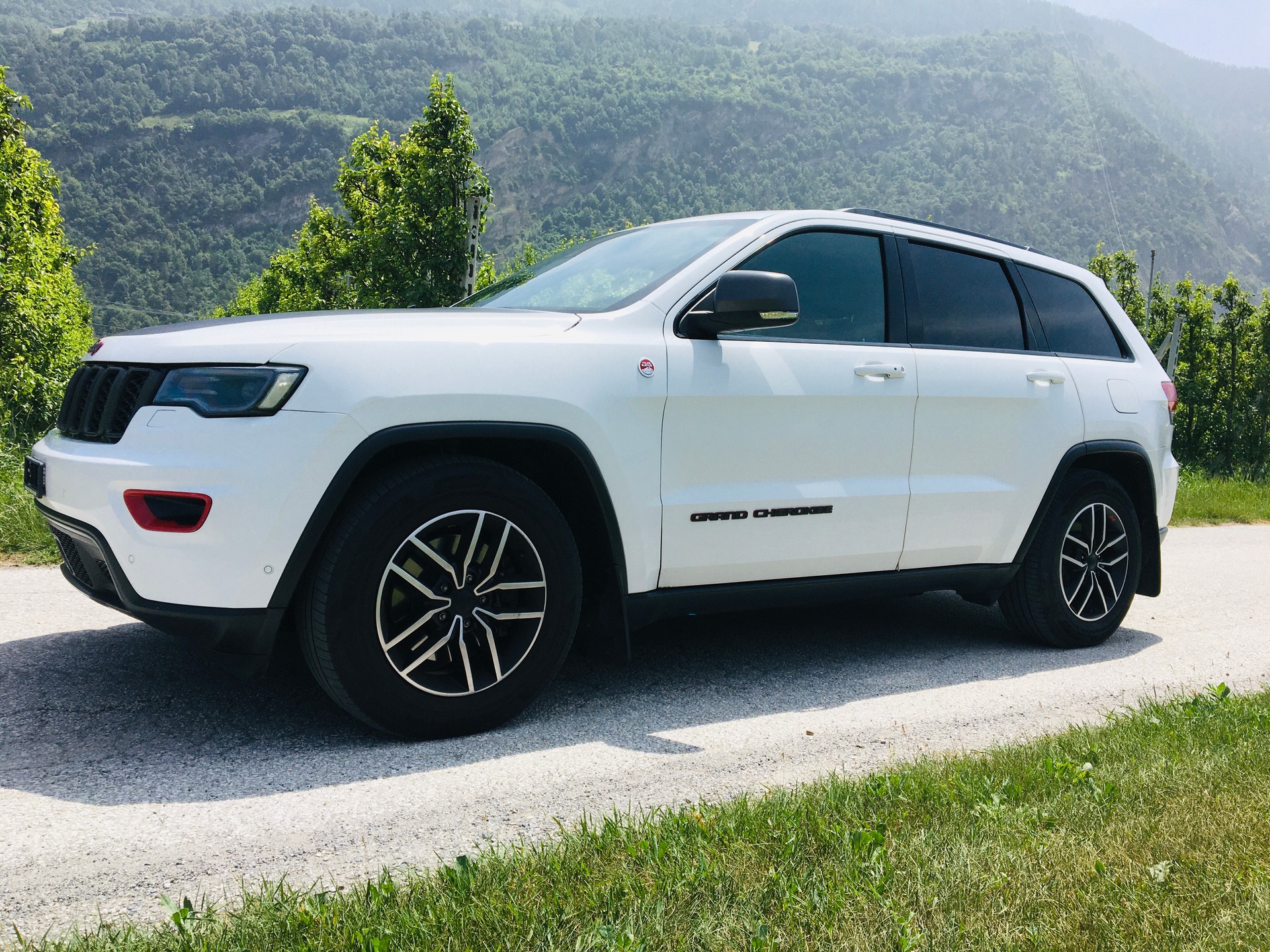 JEEP Grand Cherokee 3.0 CRD Trailhawk Automatic-image-6