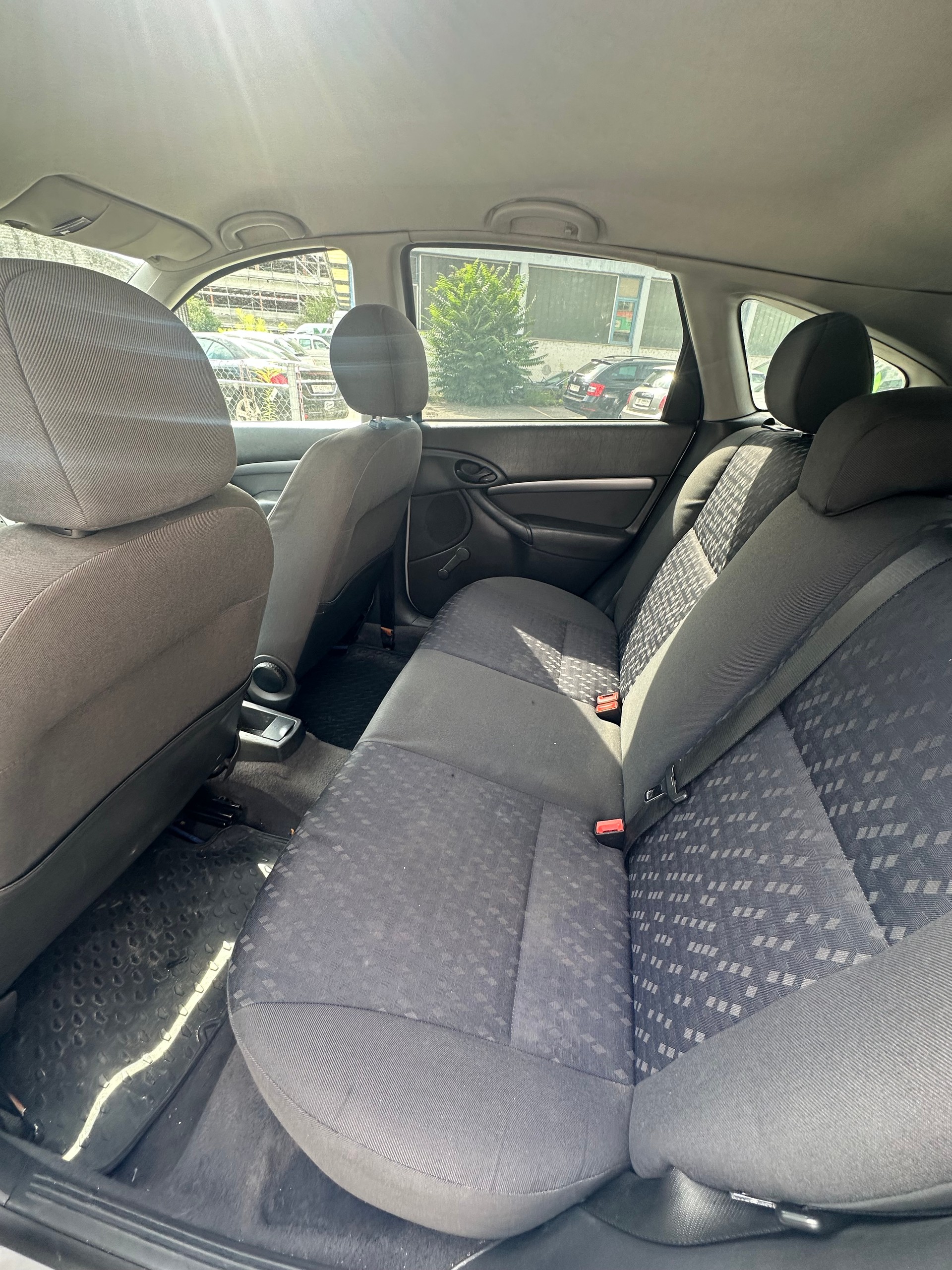FORD Focus 1.8 TDi Trend-image-5