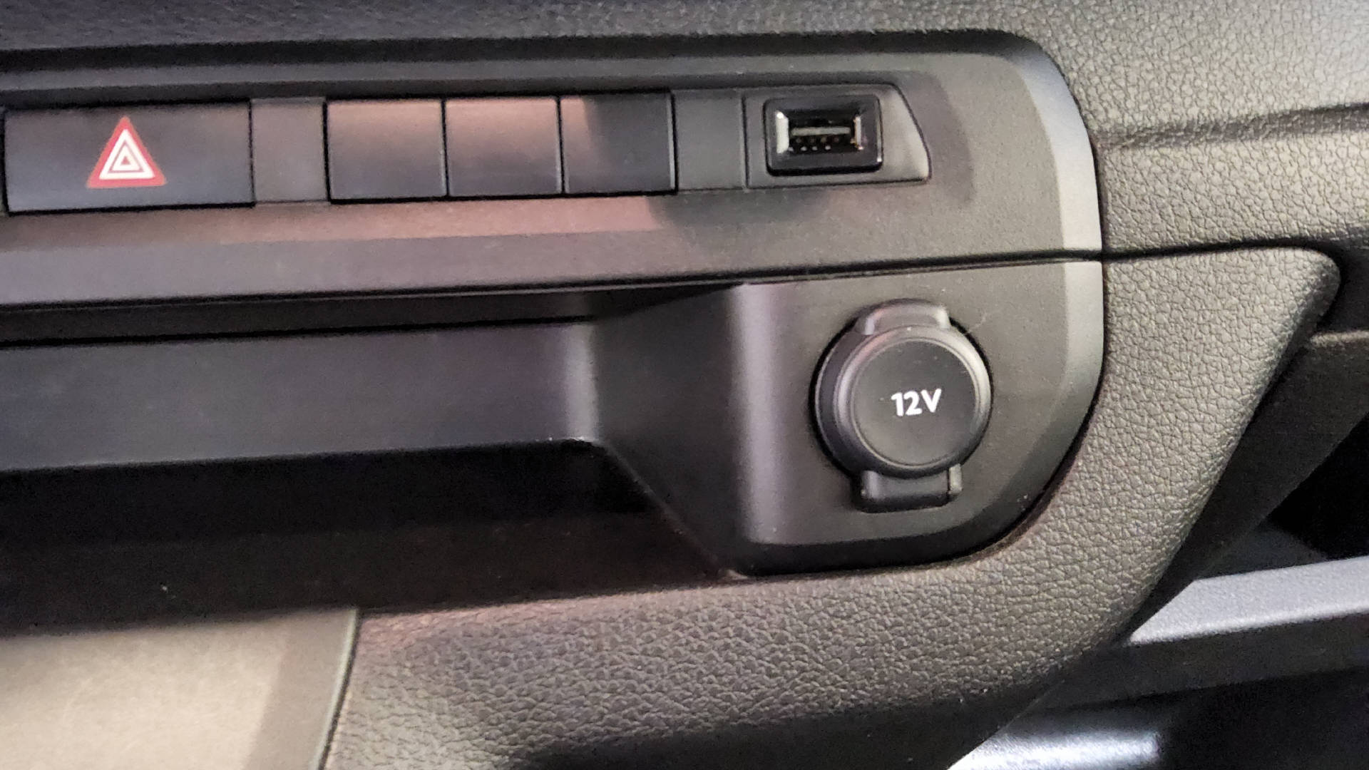 OPEL Vivaro Cargo 2.7 t M 2.0 D 144 S/S-image-25