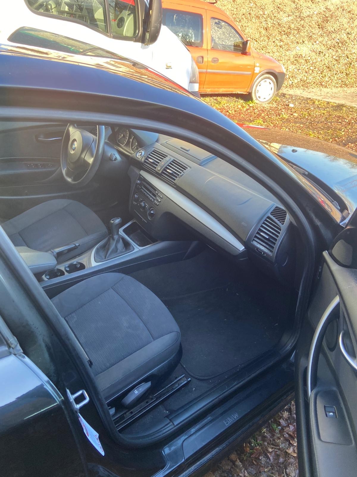 BMW 116d-image-8