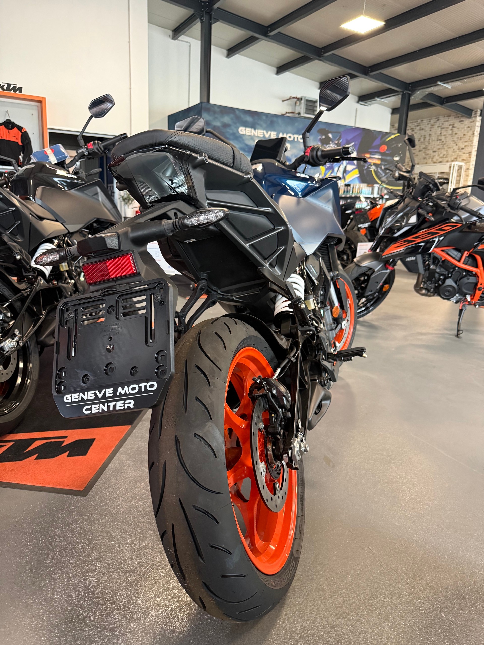 KTM 125 Duke MY26-image-2