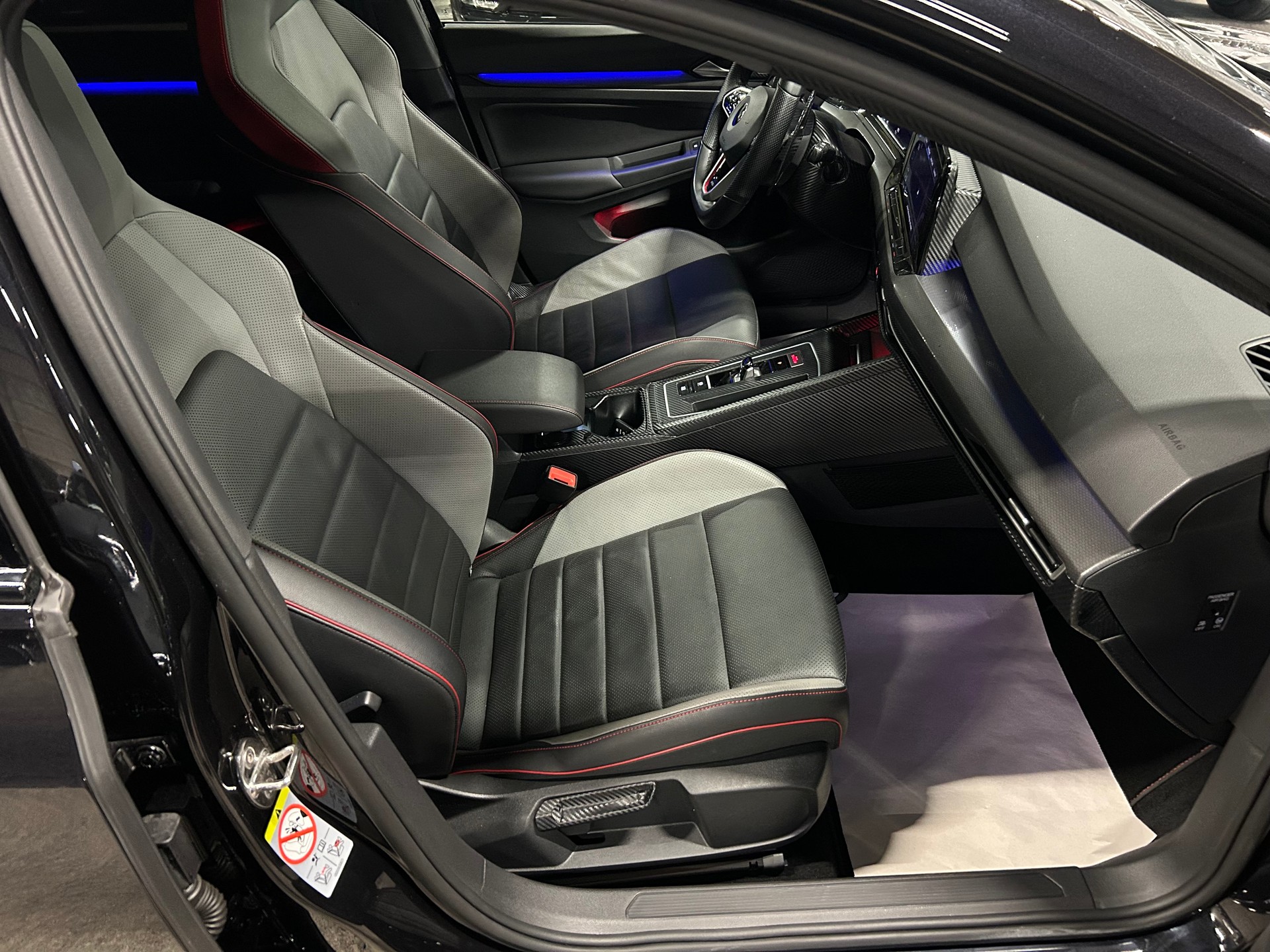 VW Golf 2.0 TSI GTI DSG-image-14