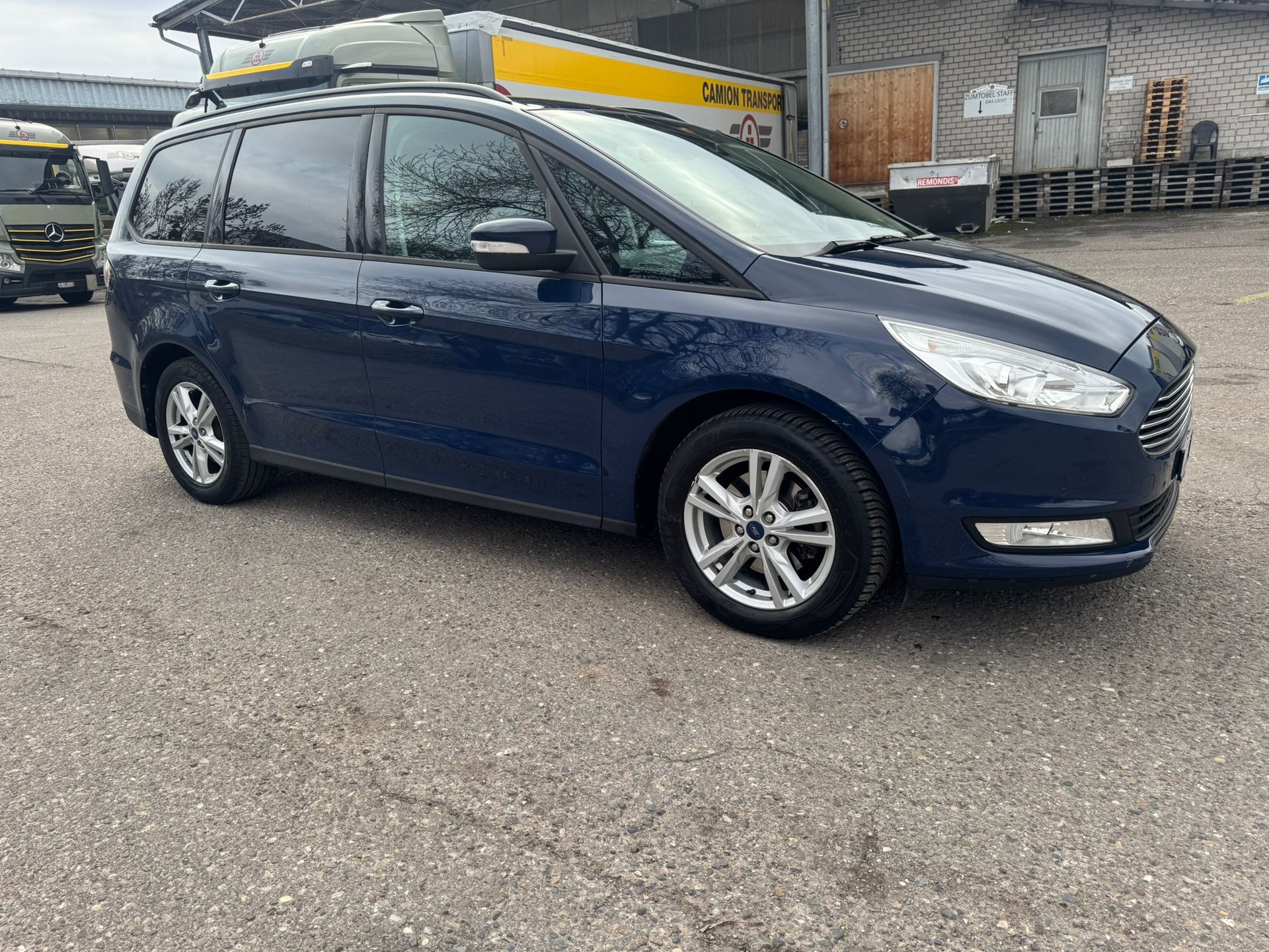 FORD Galaxy 2.0 TDCi Trend-showroom-element-2