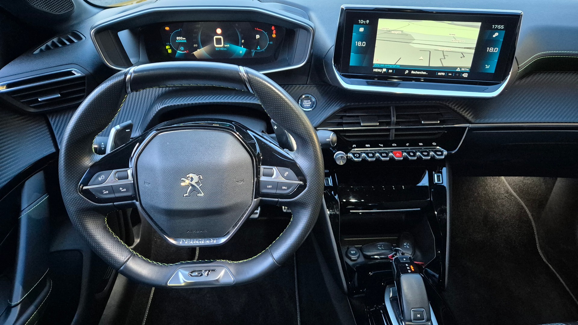 PEUGEOT 208 1.2 MHEV Allure Helvetia (443)-image-5