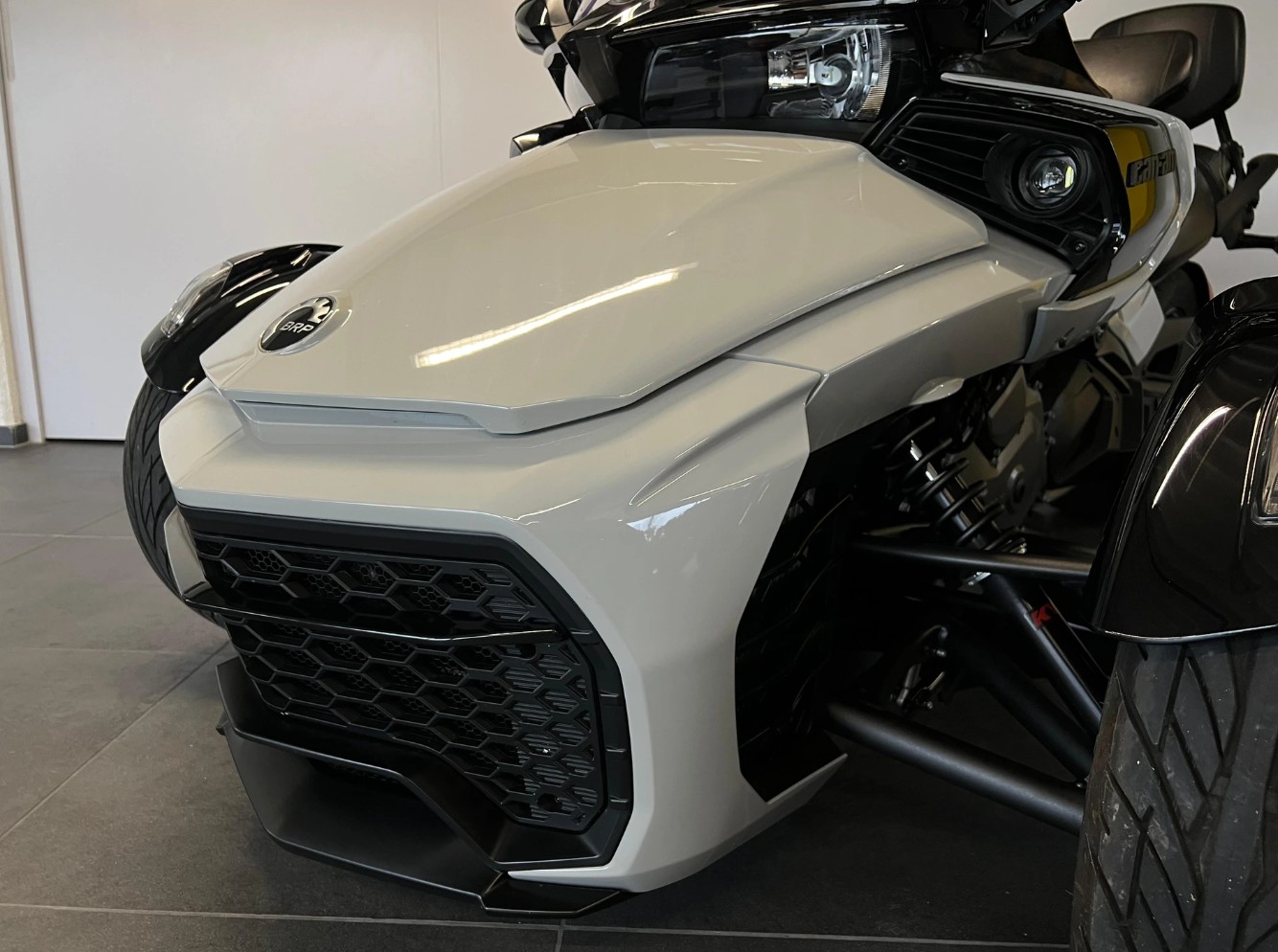 CAN-AM Spyder F3-LTD Special Special Series SE6-image-7