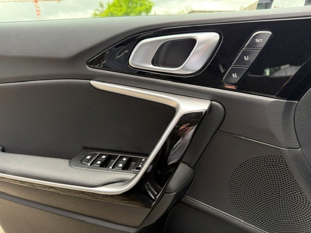 KIA Ceed SW 1.5 T-GDi GT-Line-image-9