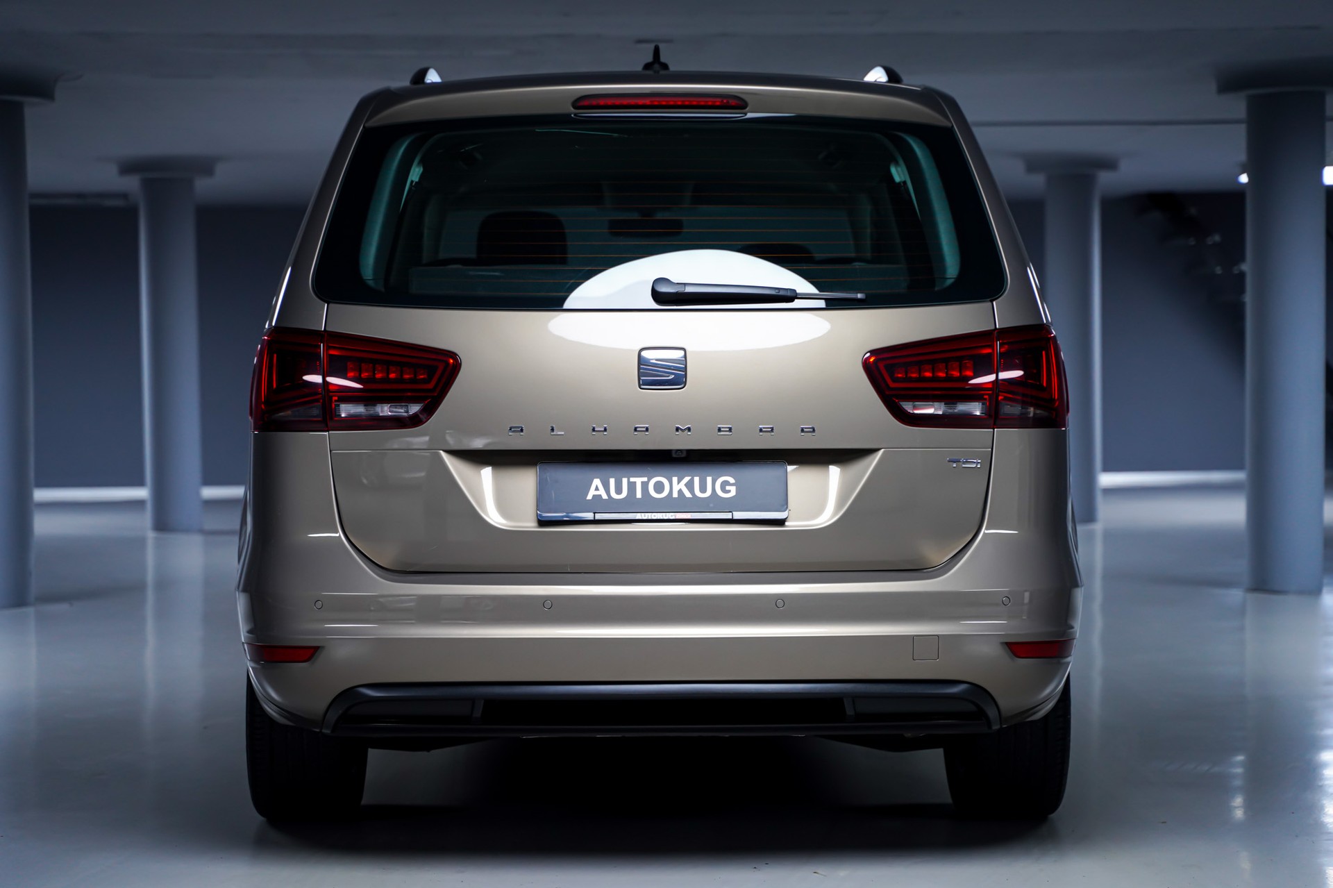 SEAT Alhambra 2.0 TDI Reference DSG 7-Plätzer-image-5