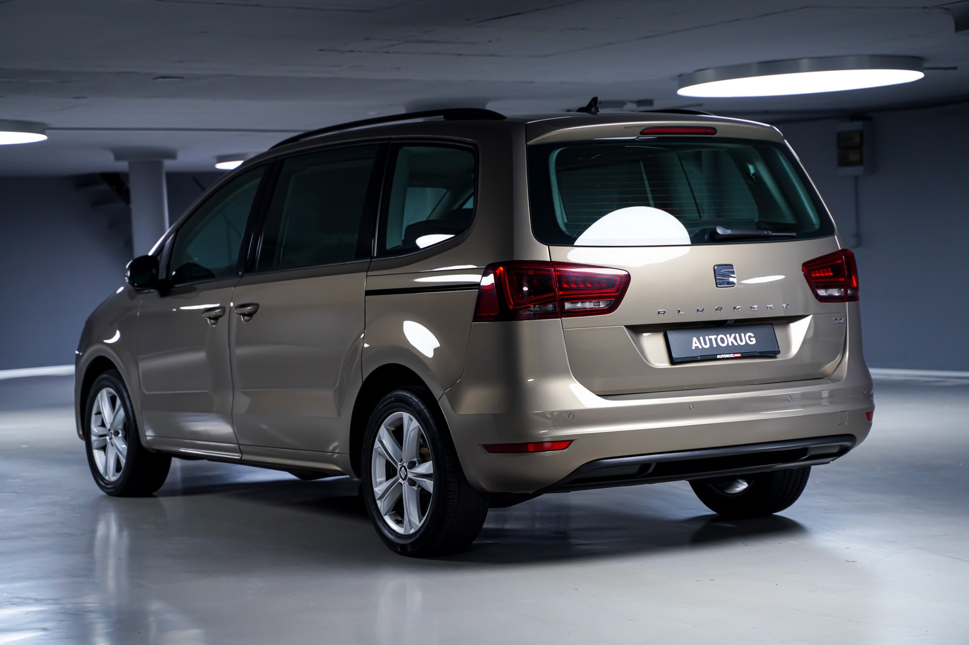 SEAT Alhambra 2.0 TDI Reference DSG 7-Plätzer-image-6