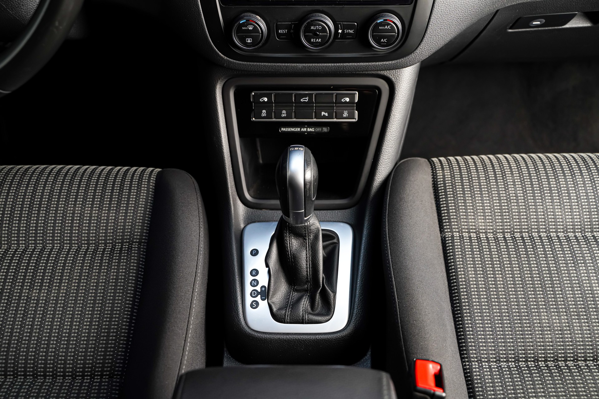 SEAT Alhambra 2.0 TDI Reference DSG 7-Plätzer-image-21