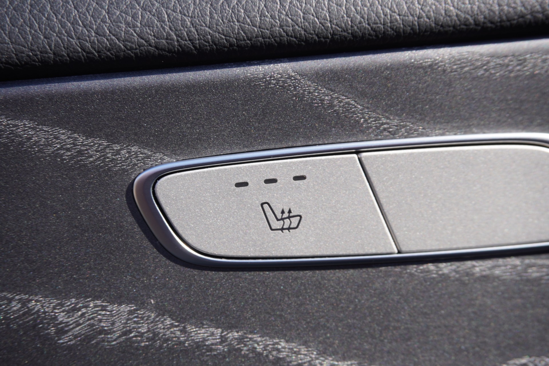MERCEDES-BENZ E 200 4Matic Avantgarde 9G-Tronic AMG LINE!!!-image-15