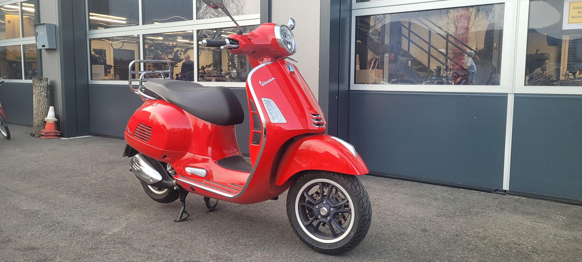 PIAGGIO Vespa GTS 300 ABS