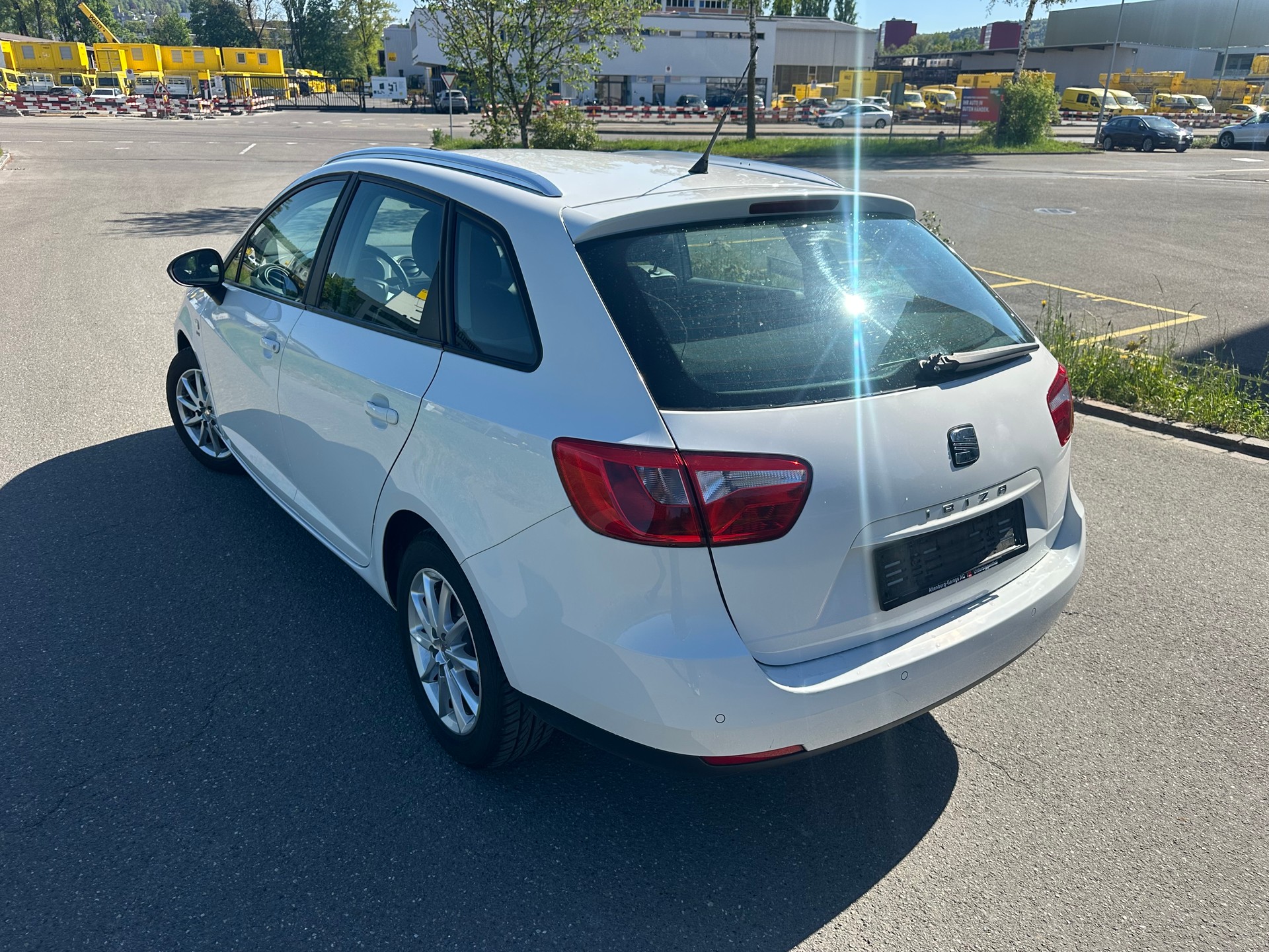 SEAT Ibiza ST 1.2 TSI Style DSG mit neuen Steuerkette!!!-showroom-element-1