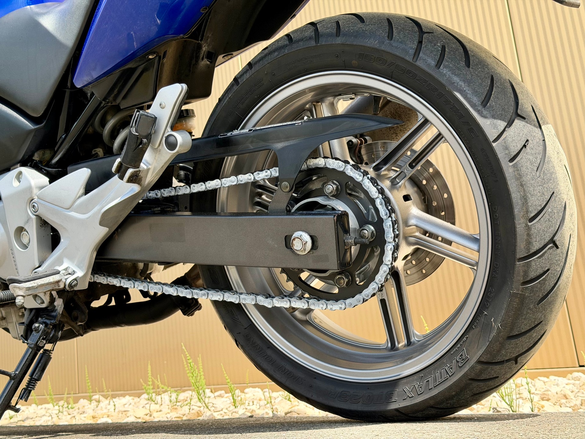 HONDA CBF 500 Standard-image-13
