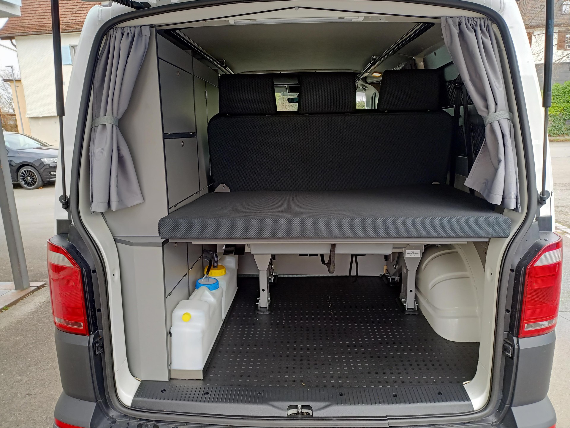 VW T6.1 2.0 TDI 115PS MareMonti COMFORT Camper 5Sitze-image-11