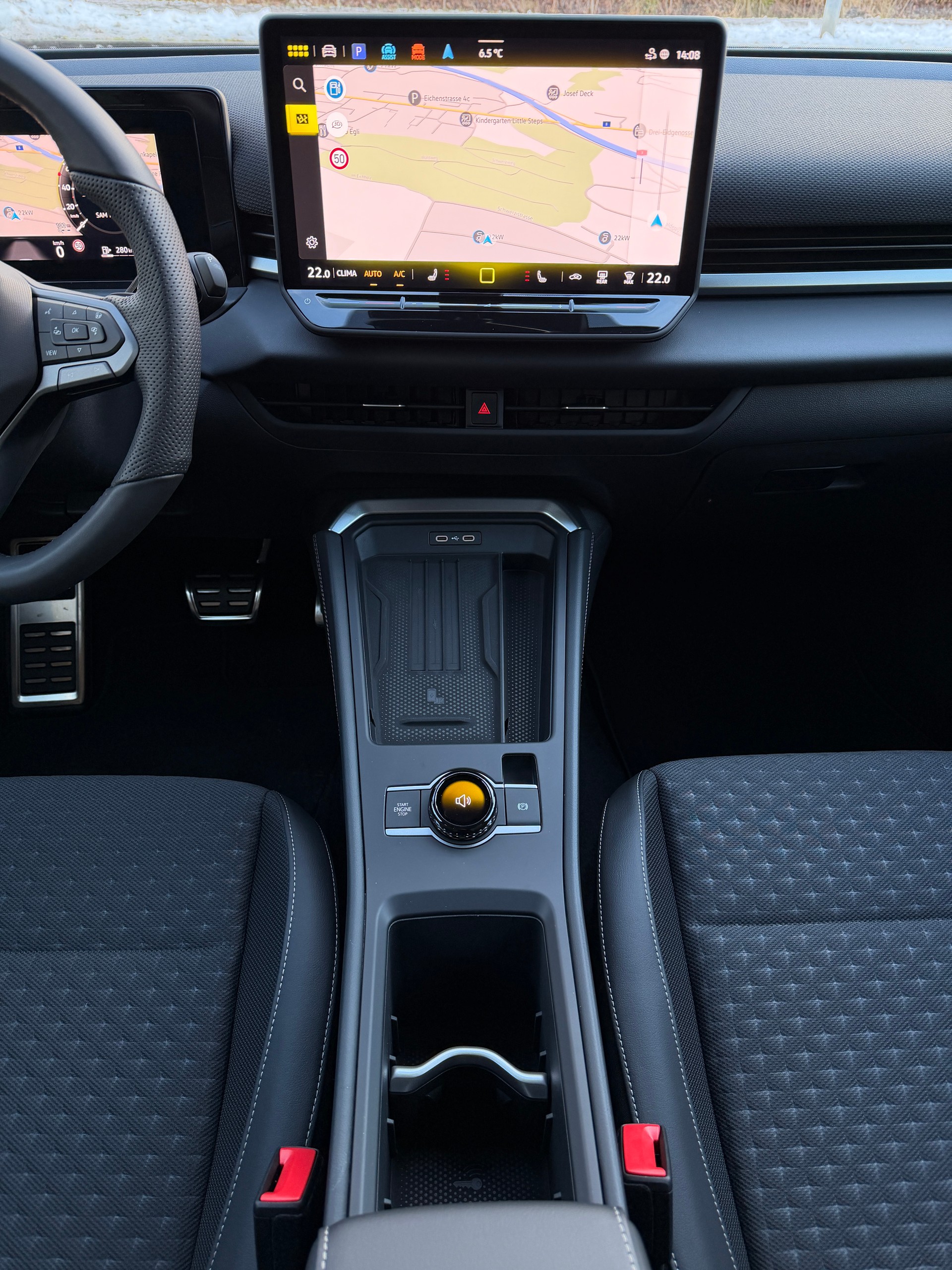 VW T-Roc 1.5 eTSI mHEV R-Line DSG-image-10