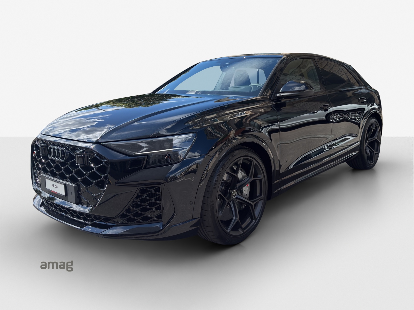 AUDI RSQ8 performance quattro