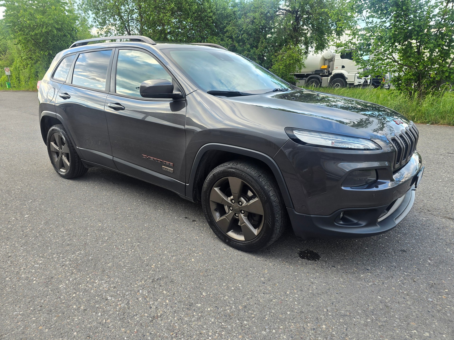 JEEP Cherokee 2.2TD 75th Anniversary AWD 9ATX AD-showroom-element-1