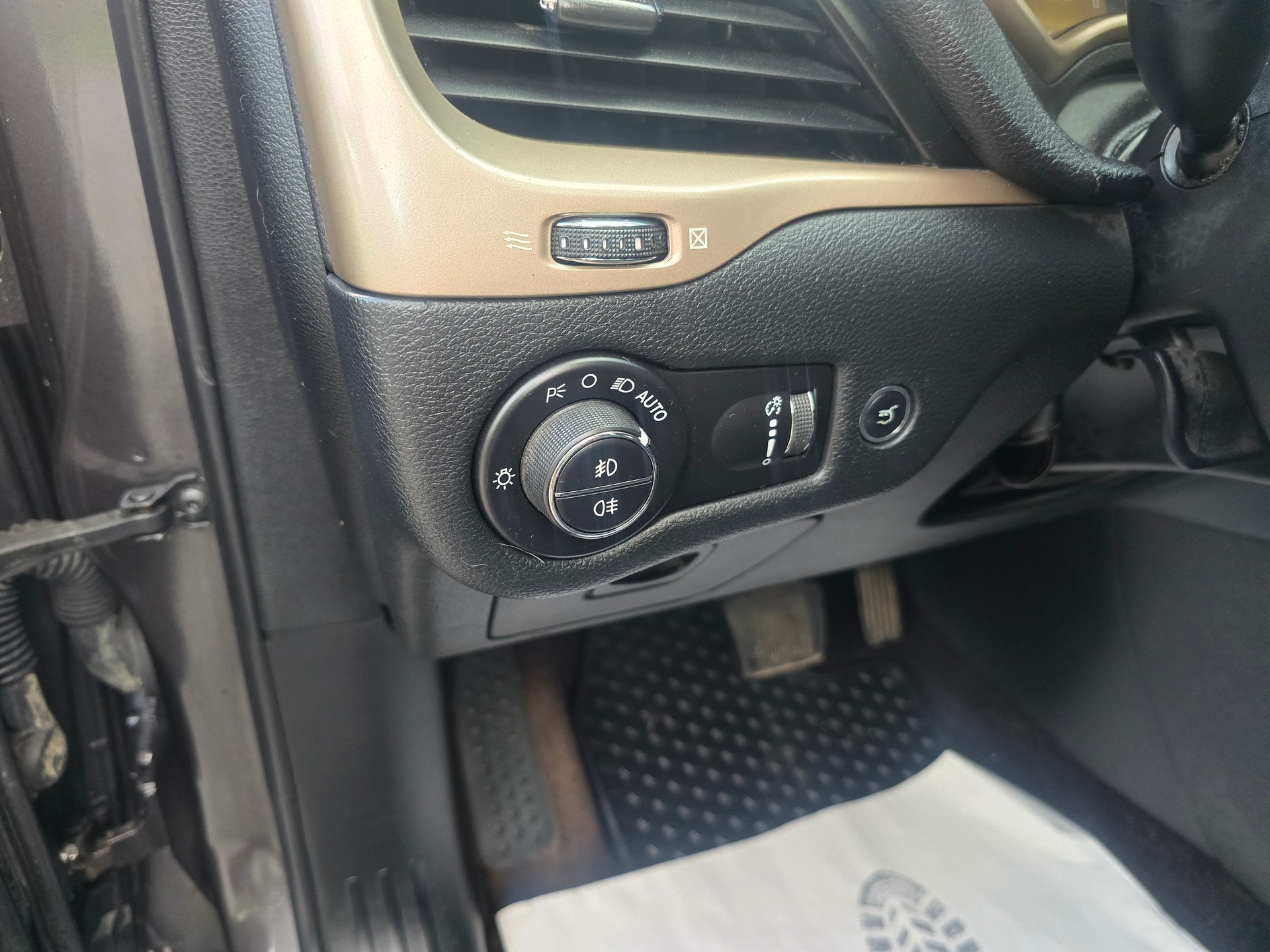 JEEP Cherokee 2.2TD 75th Anniversary AWD 9ATX AD-image-20