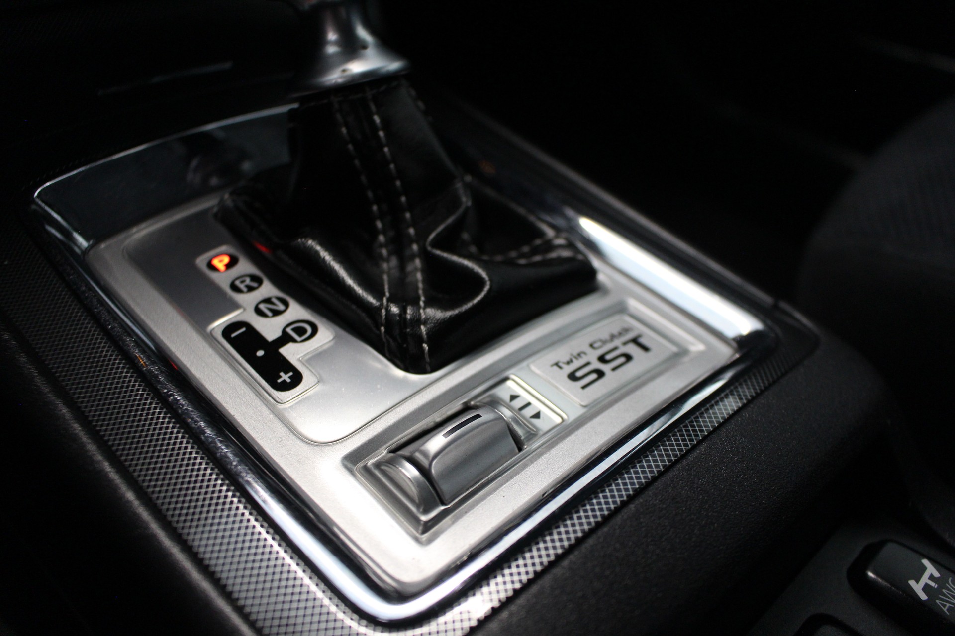 MITSUBISHI Lancer Sportback 2.0 T MIVEC Ralliart S-image-19