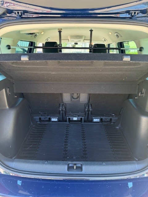SKODA Yeti 2.0 TDI Active 4x4-image-12