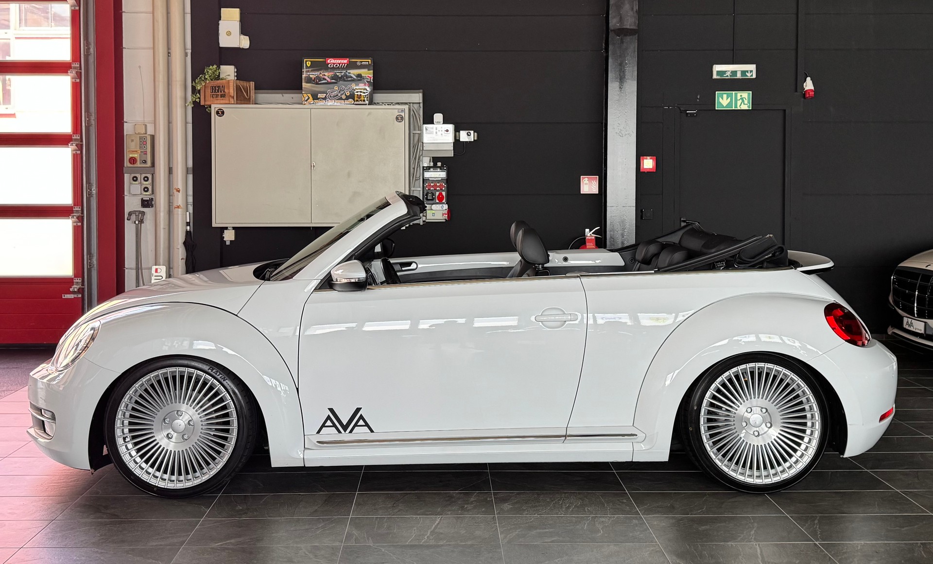 VW Beetle Cabrio 1.2 TSI DSG *AVA-MAGGIOLINO2026*-image-4