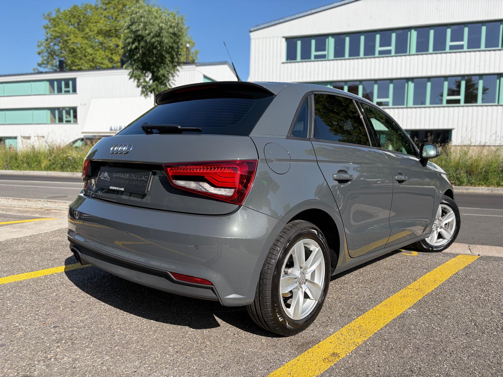 AUDI A1 Sportback 1.4 TFSI S-tronic-showroom-element-3