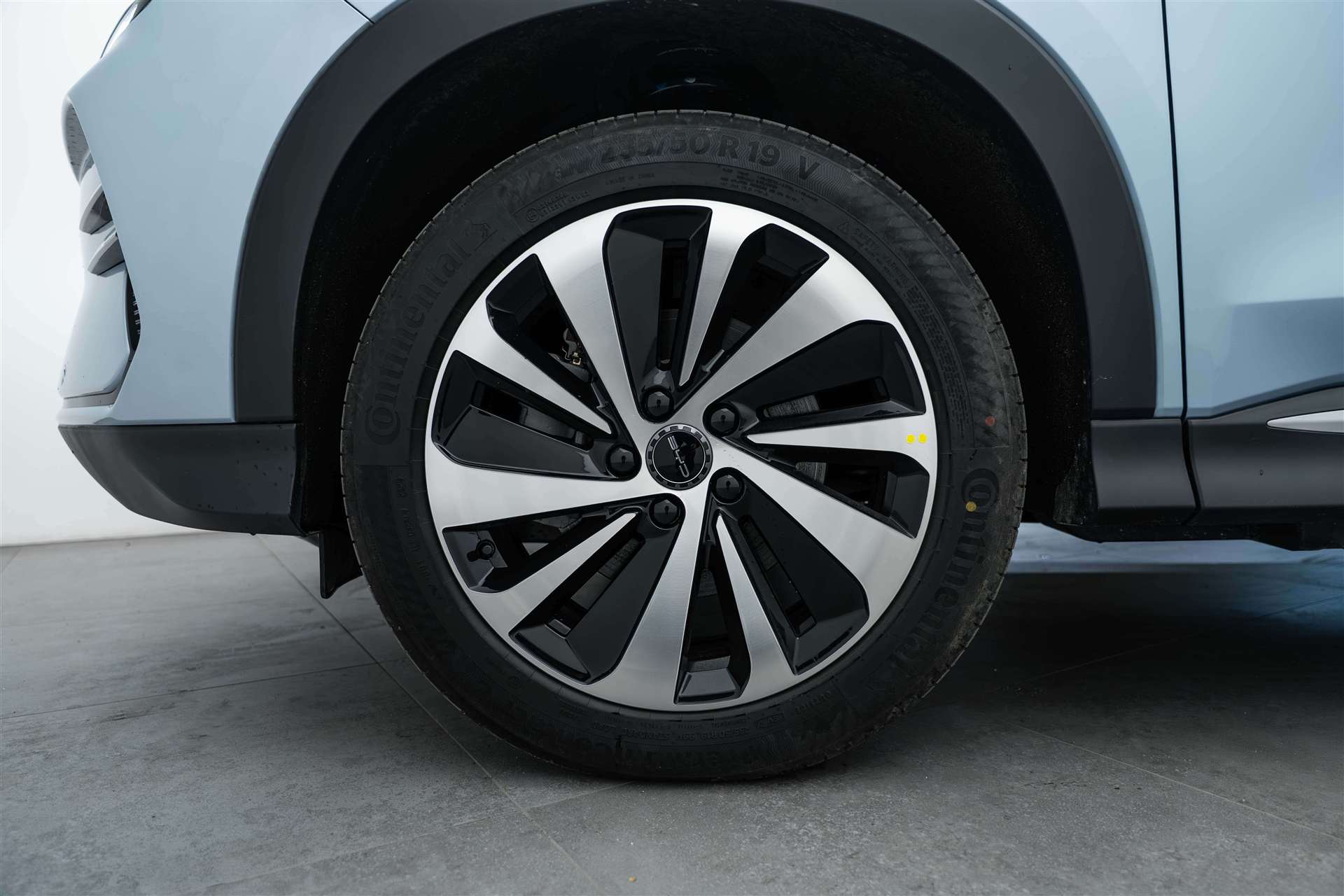BYD Seal U DM-i PHEV Design AWD 324PS Automat-image-5
